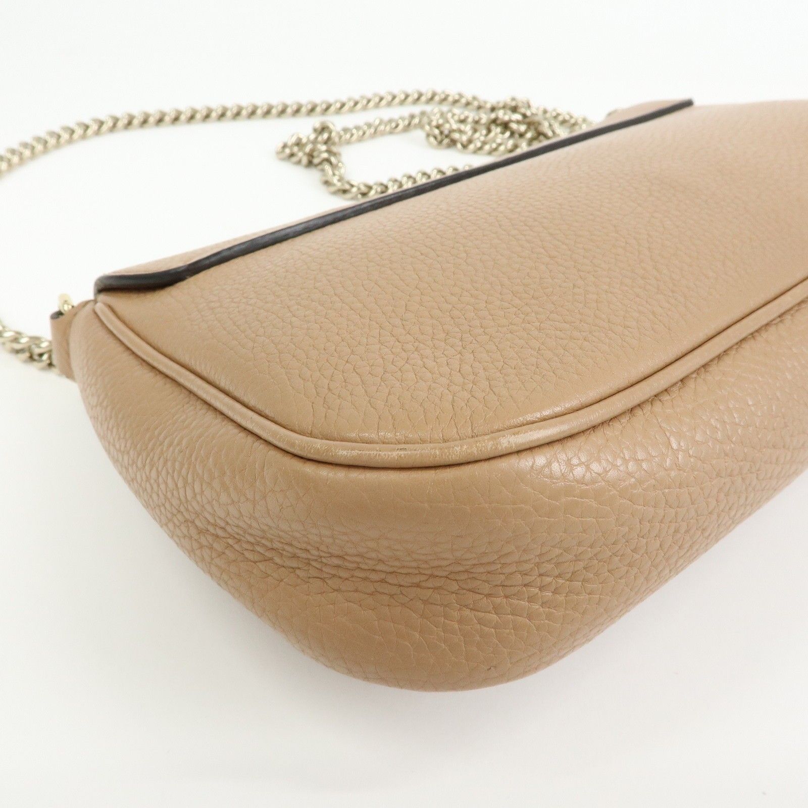 SOHO Leather Chain Shoulder Bag Crossbody Bag Beige 536224 — view 11