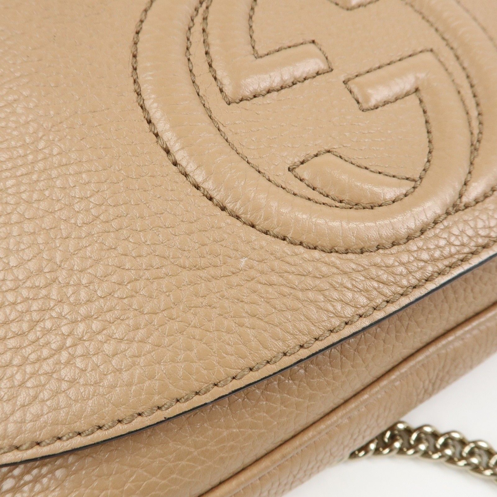 SOHO Leather Chain Shoulder Bag Crossbody Bag Beige 536224 — view 18