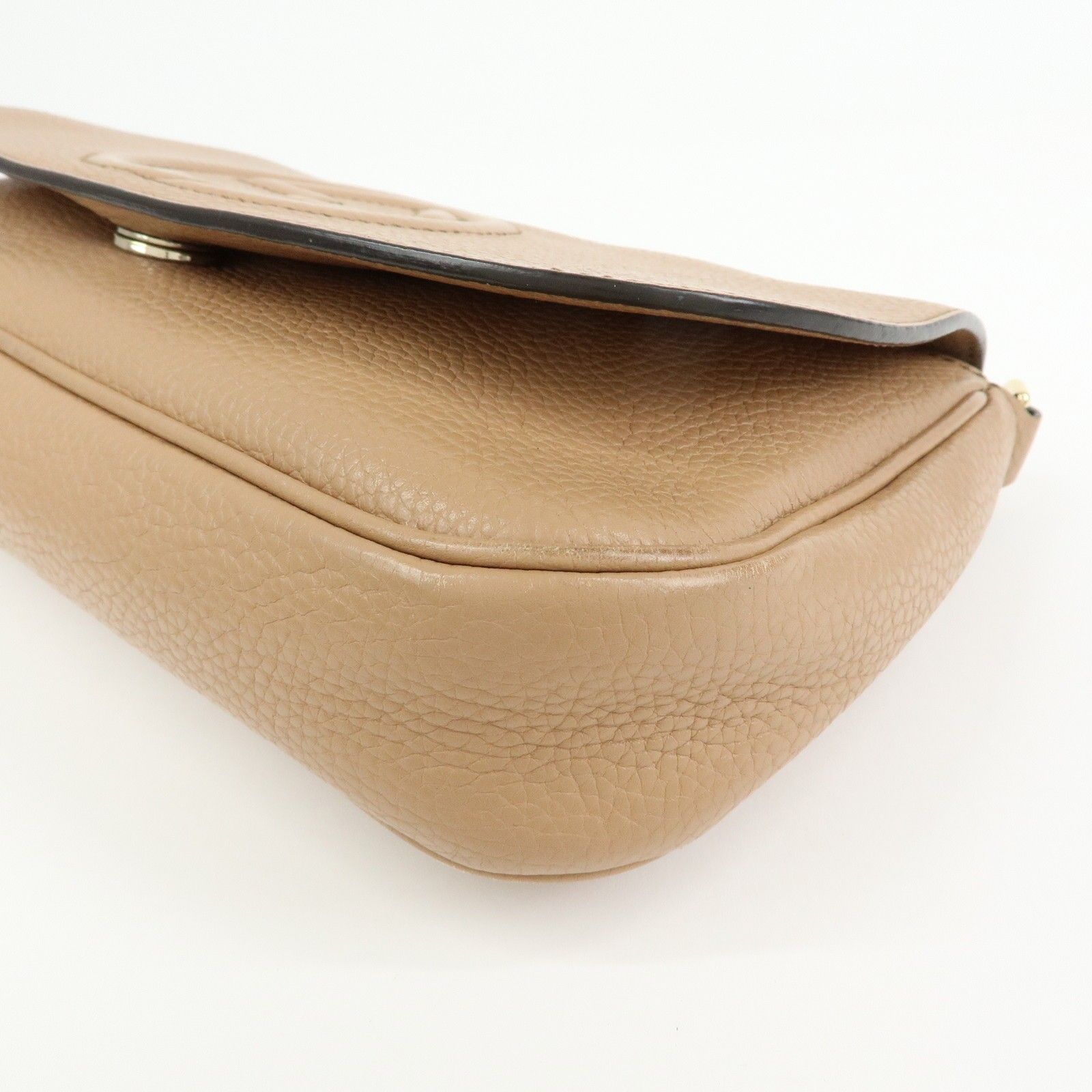 SOHO Leather Chain Shoulder Bag Crossbody Bag Beige 536224 — view 10