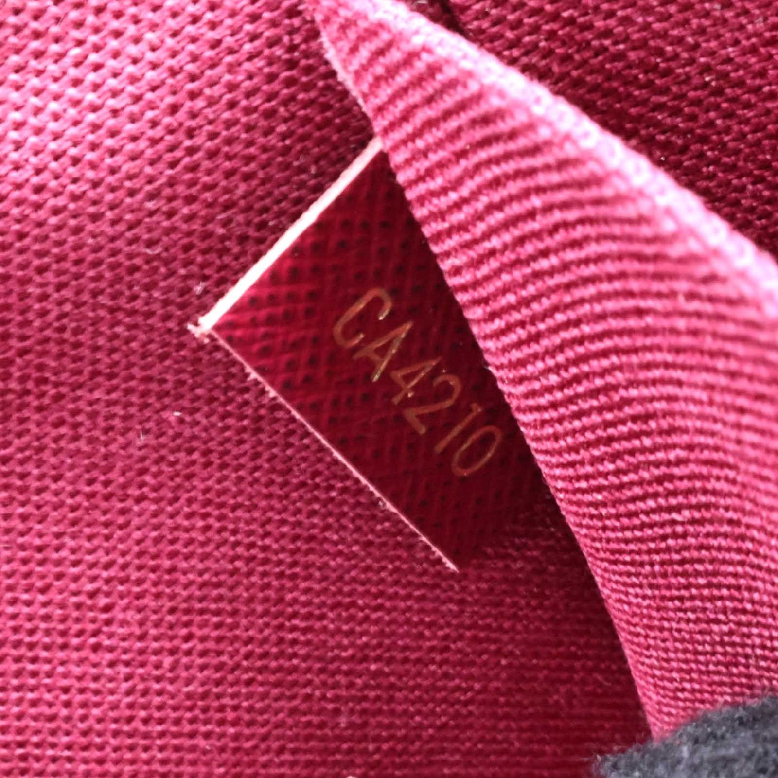 Félicie Pochette, Monogram — view 9