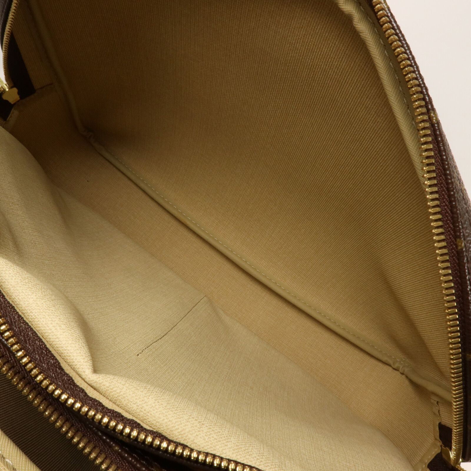 Monogram Reporter Gm Shoulder Bag Brown Shoulder Bag M 45252 — view 6