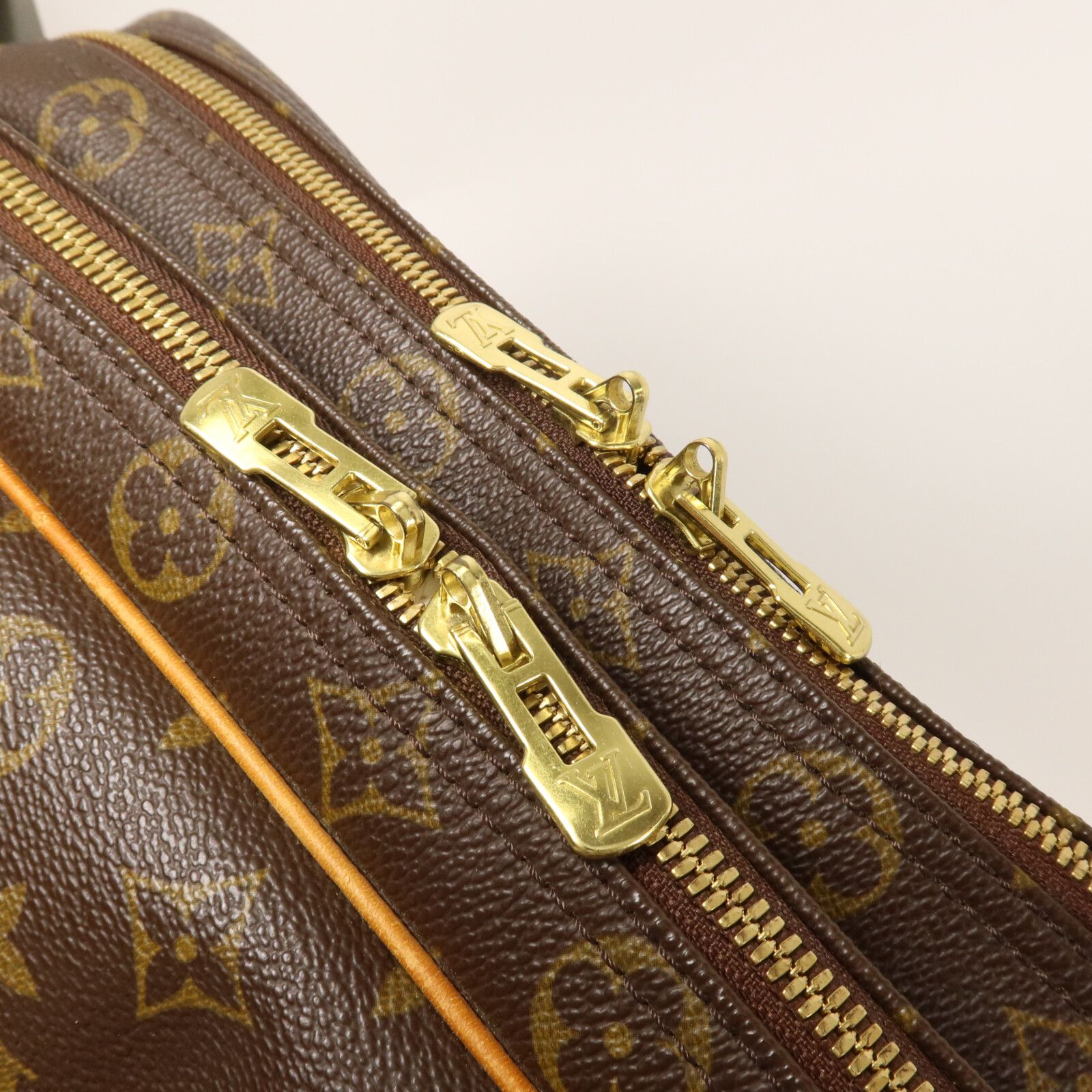 Monogram Reporter Gm Shoulder Bag Brown Shoulder Bag M 45252 — view 10