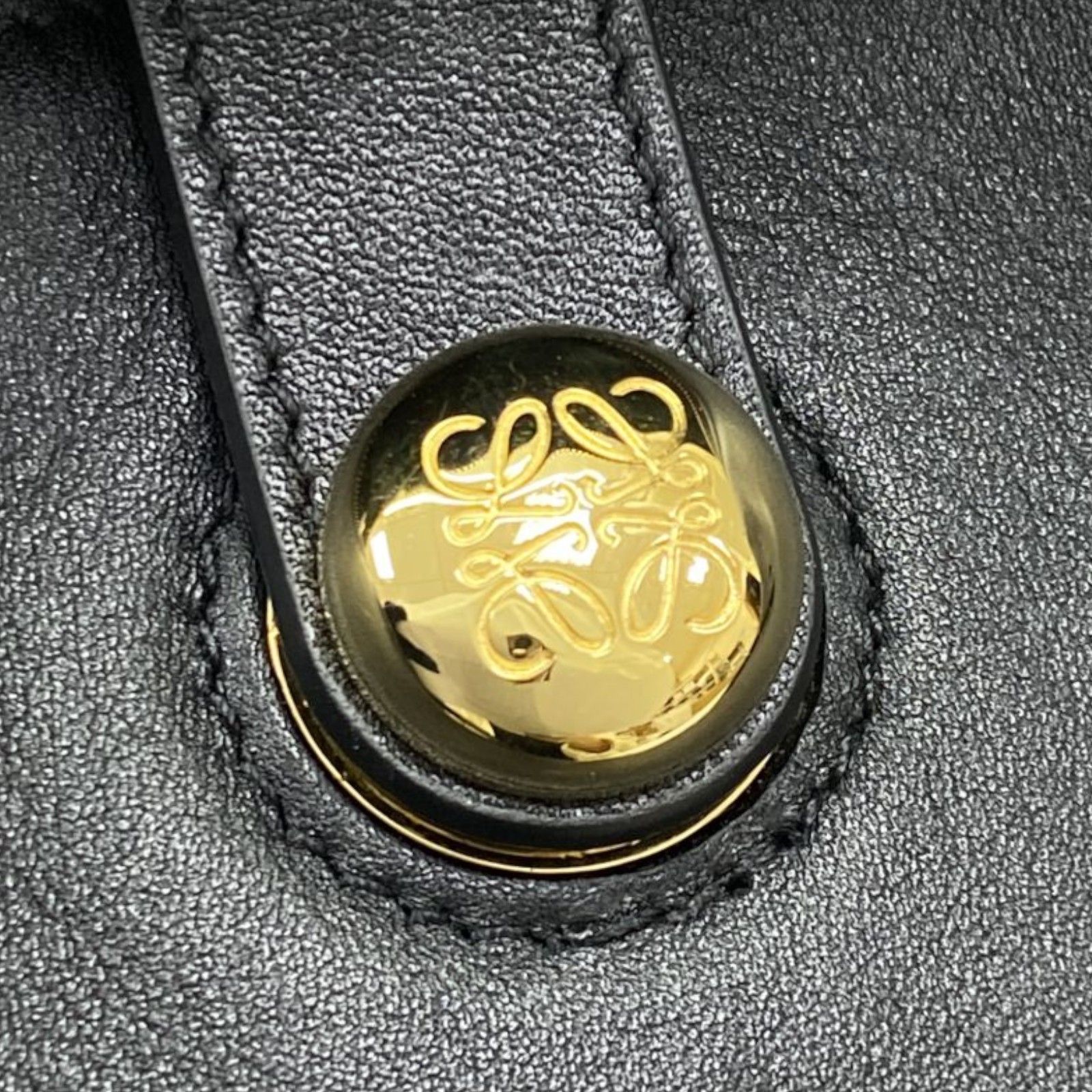 Large Madrid Shoulder Bag — view 7