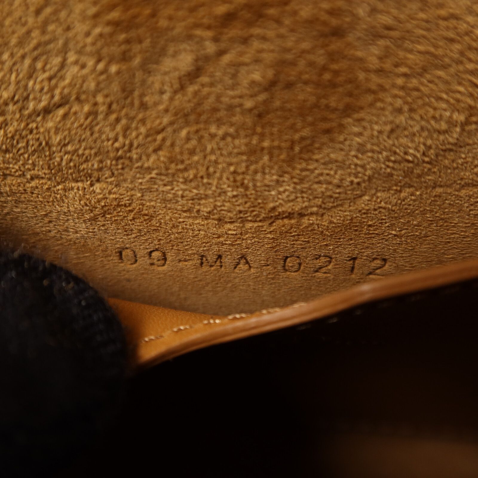 M 9319umol, Brown — view 7