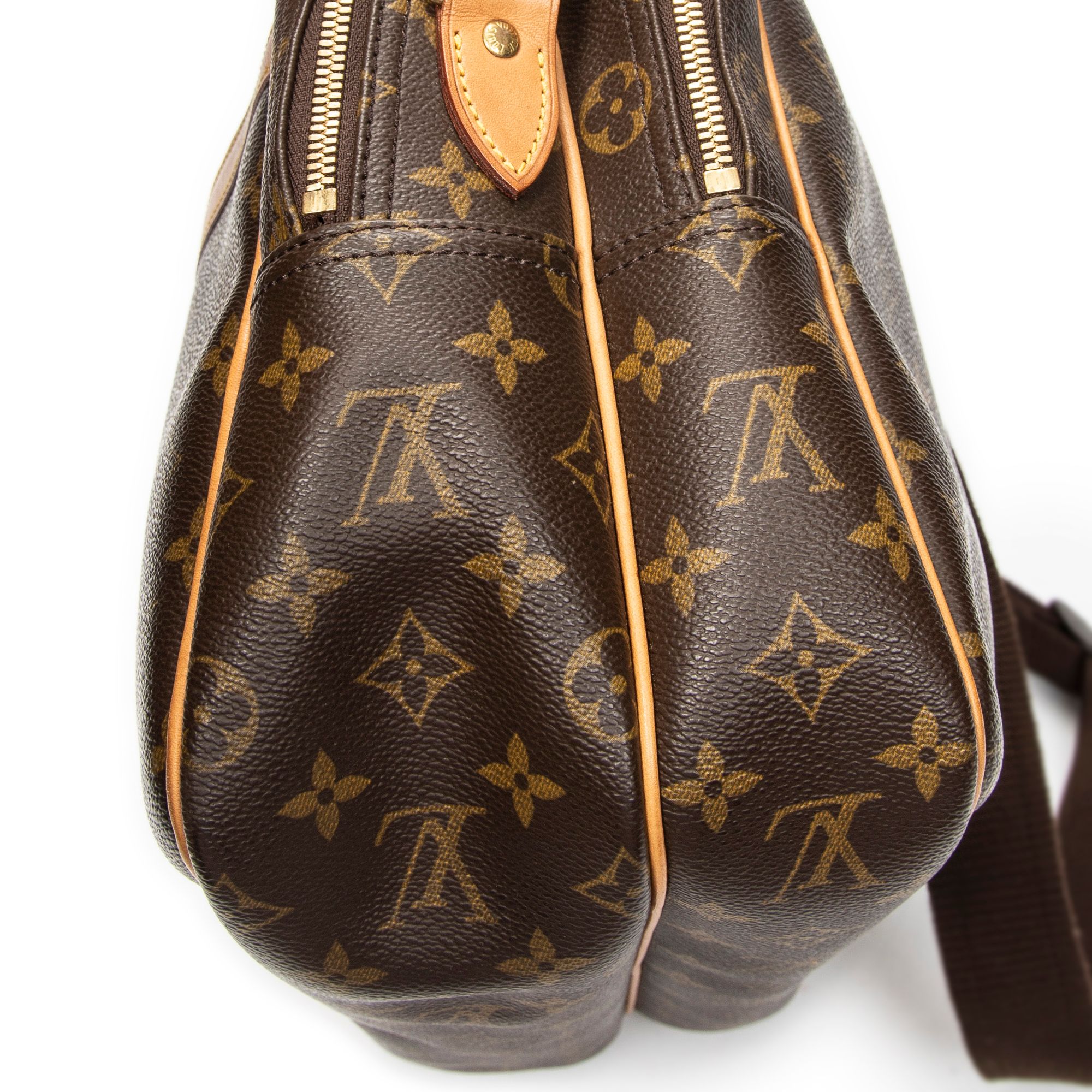 Reporter PM, Monogram — view 8