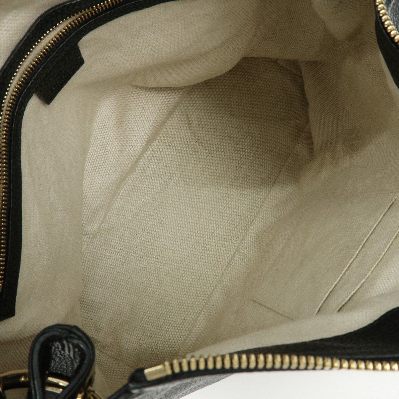 SOHO Interlocking G Leather 2Way Hand Shoulder Bag Black 536194 — view 19