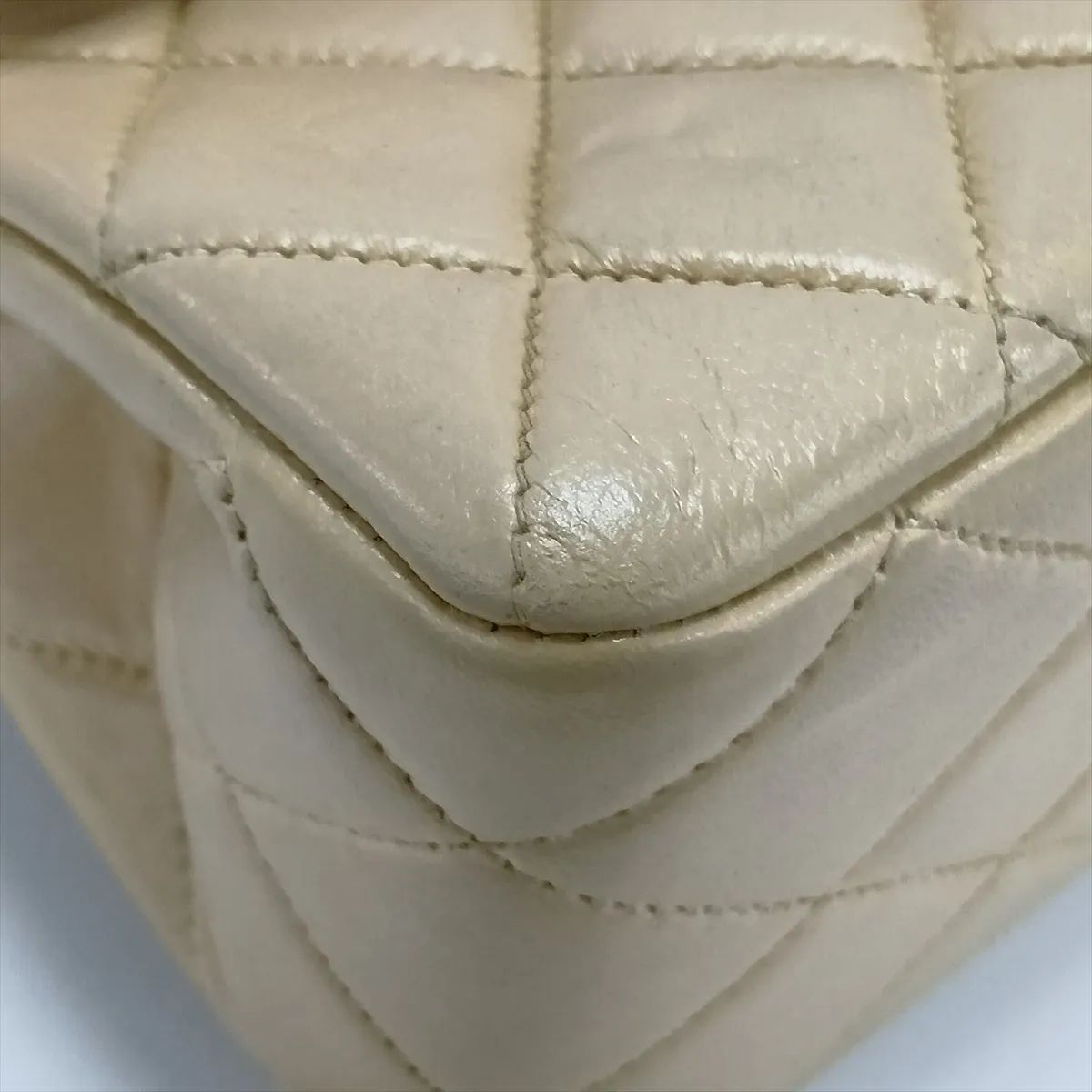 Matelasse Double Flap Chain Bag Paris Limited Beige Gold Metal Fittings 3xxxxxx — view 15