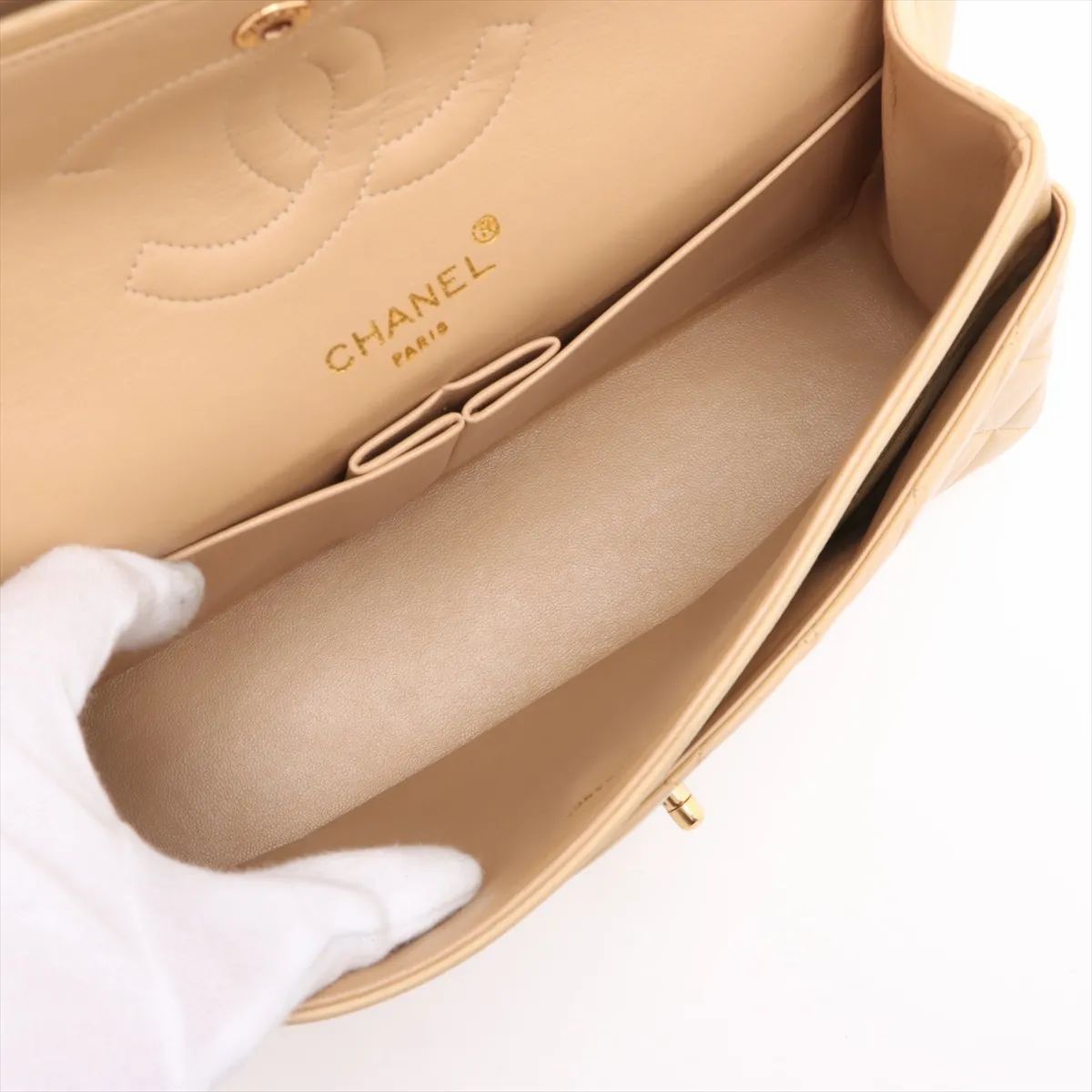 Matelasse Double Flap Chain Bag Paris Limited Beige Gold Metal Fittings 3xxxxxx — view 7