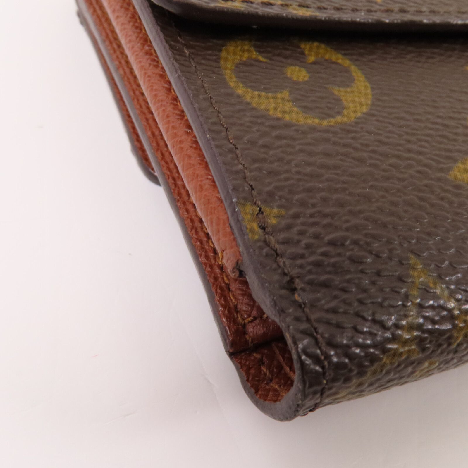 Elise 4 Wallet, Monogram — view 8