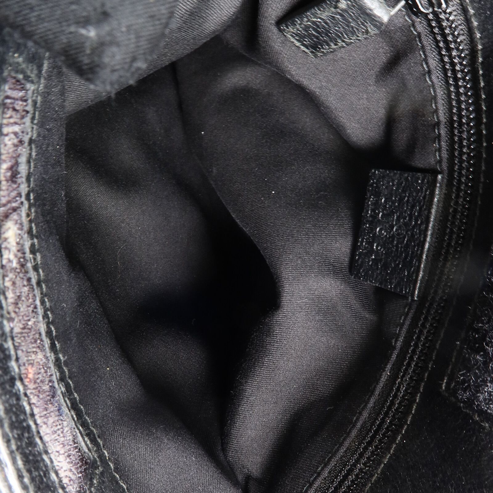 GG Monogram Messenger Crossbody Bag Black — view 5