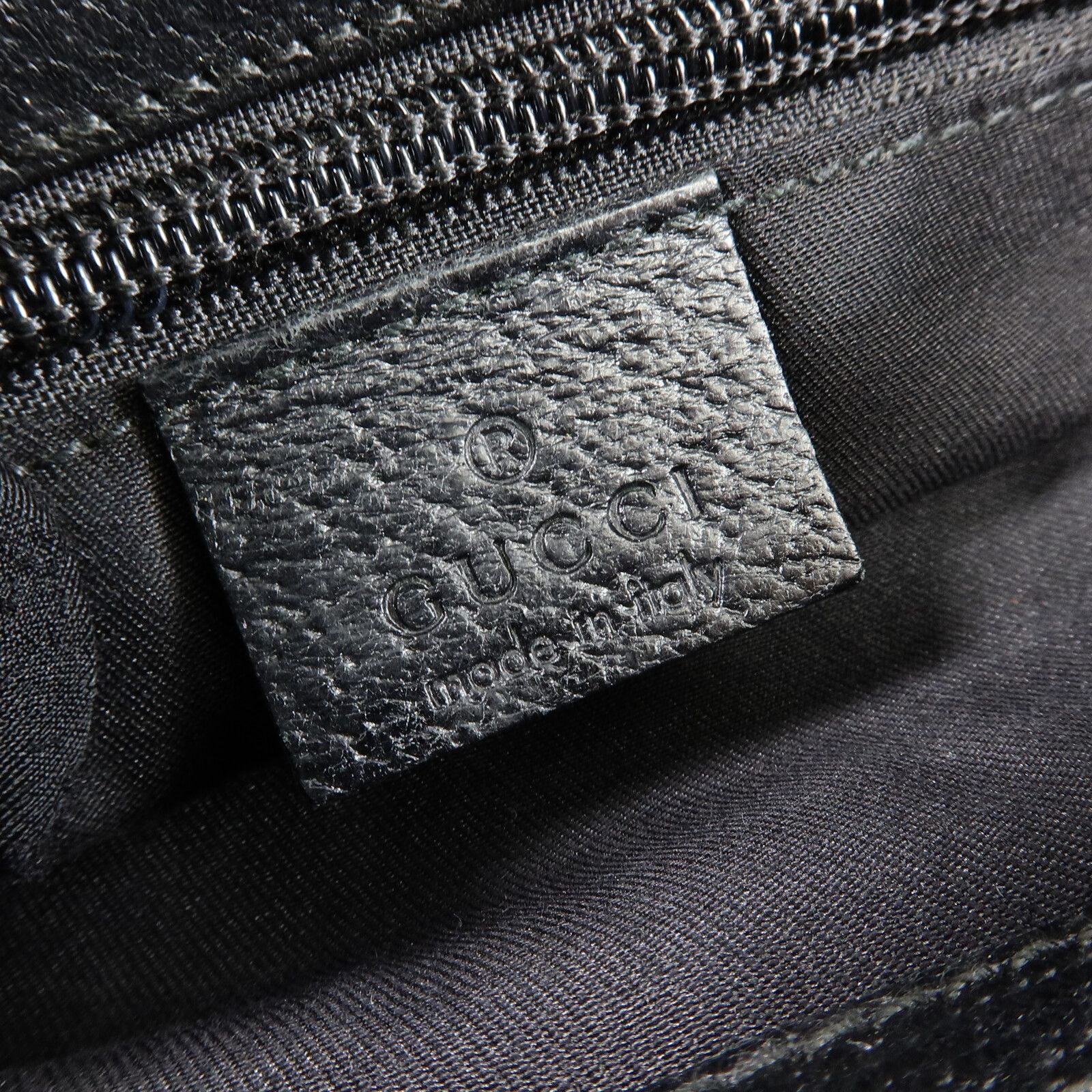 GG Monogram Messenger Crossbody Bag Black — view 6