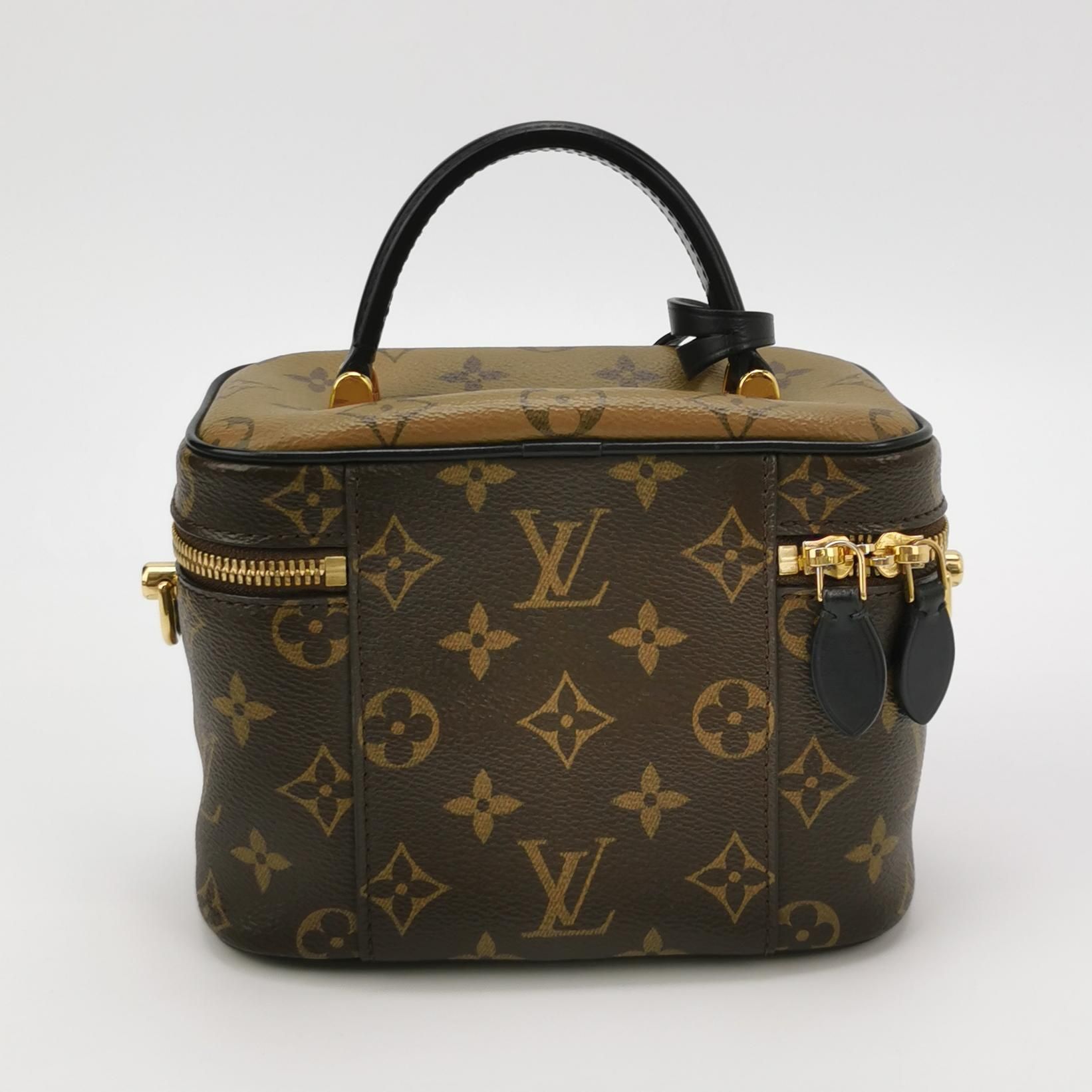 Chain Vanity PM, Monogram Reverse — view 4