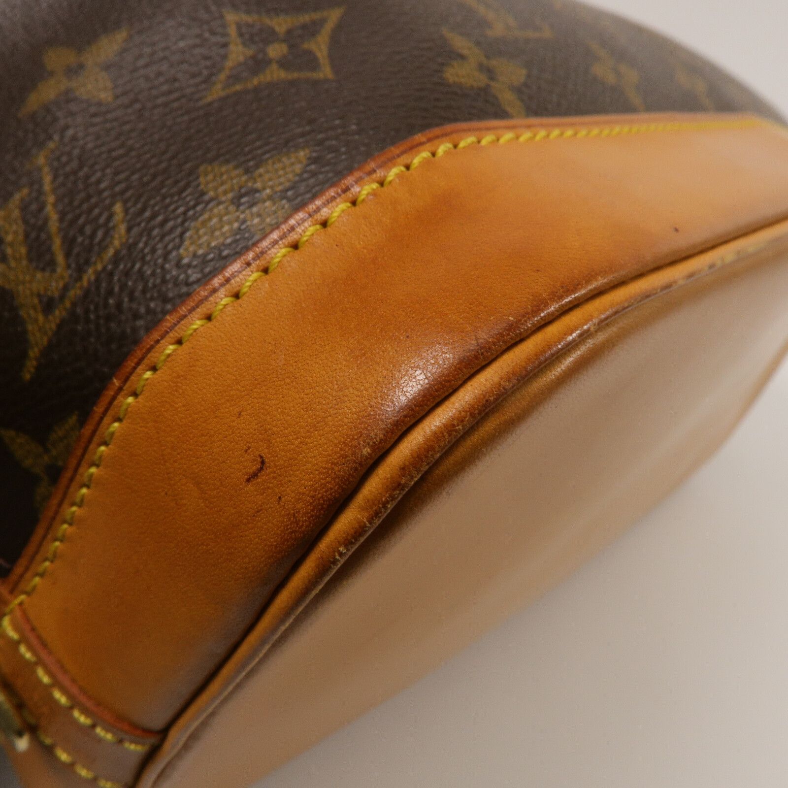 Alma PM, Monogram — view 14