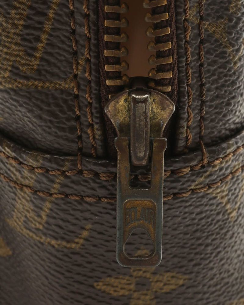Trousse Toilette 28, Monogram — view 6