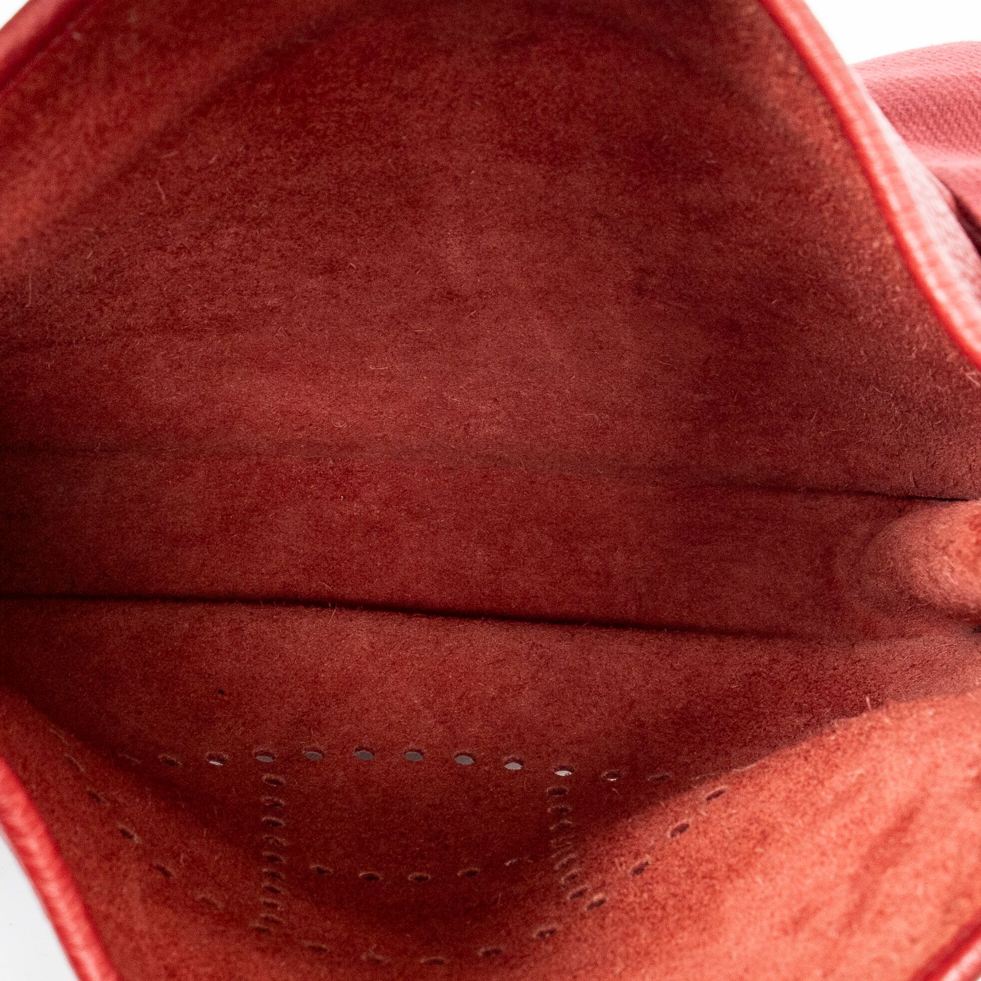 Evelyne III PM Red Clemence Leather Silver — view 9