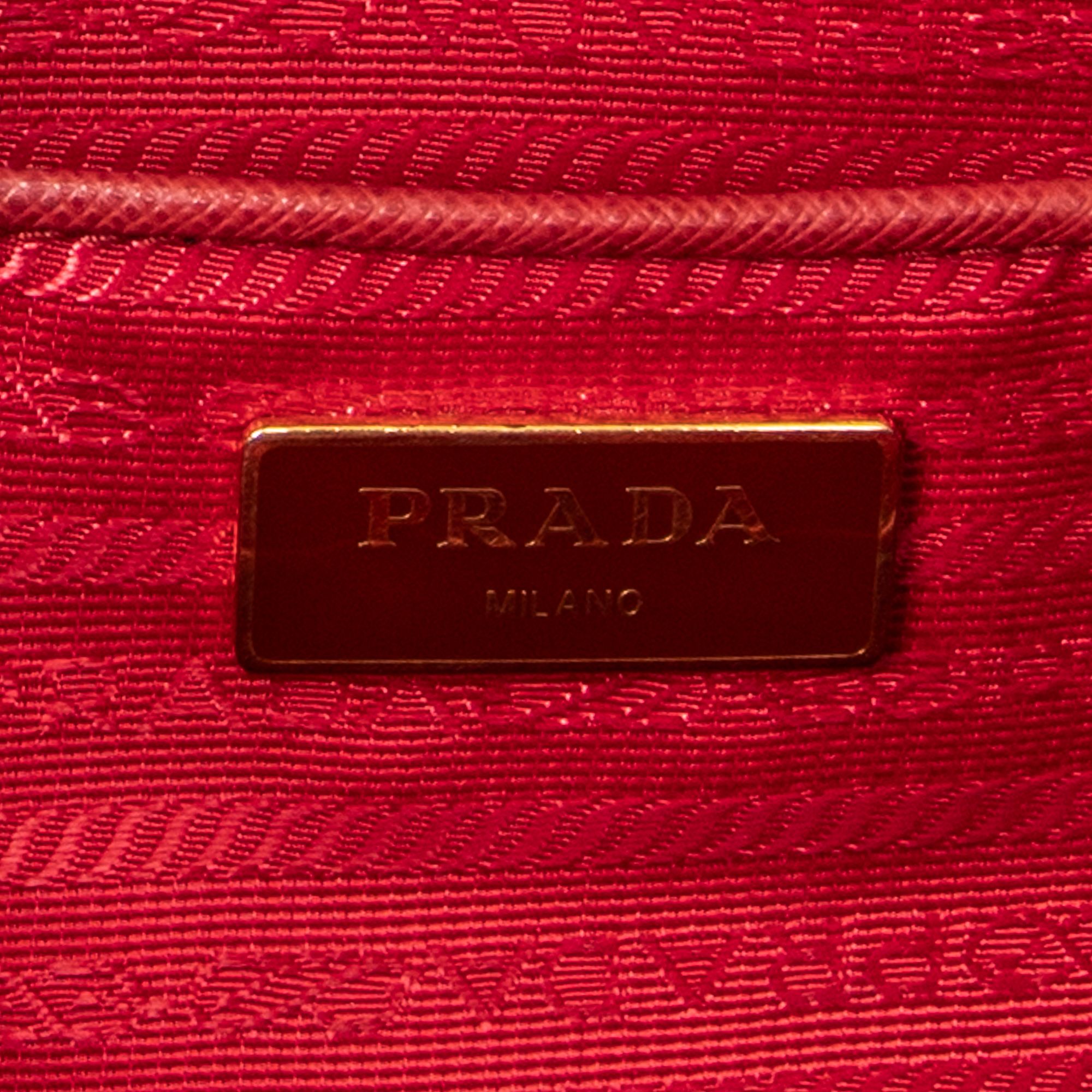 Large Open Tote Red Saffiano Leather Gold — view 10