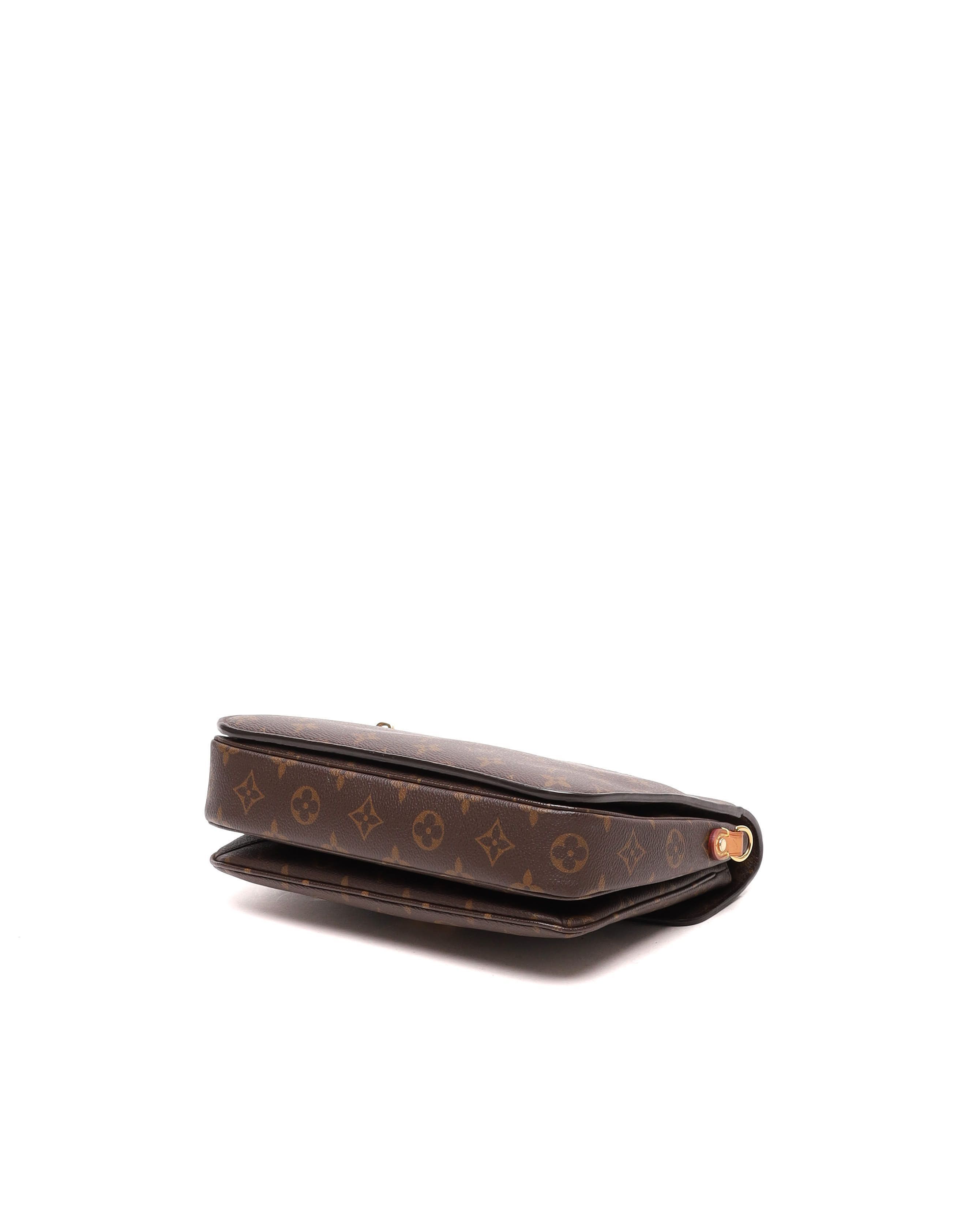Pochette Metis, Monogram — view 5