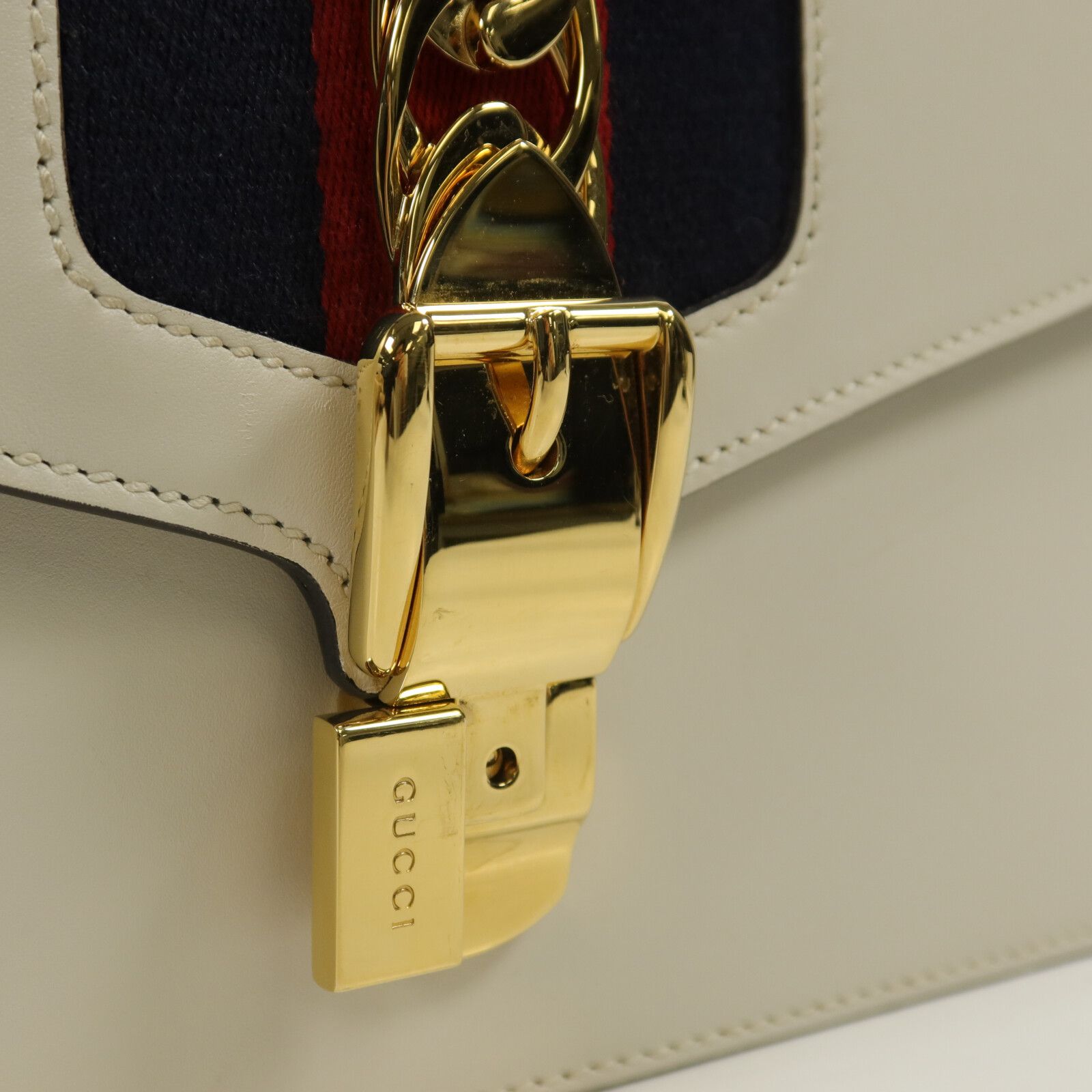 421882, White — view 7