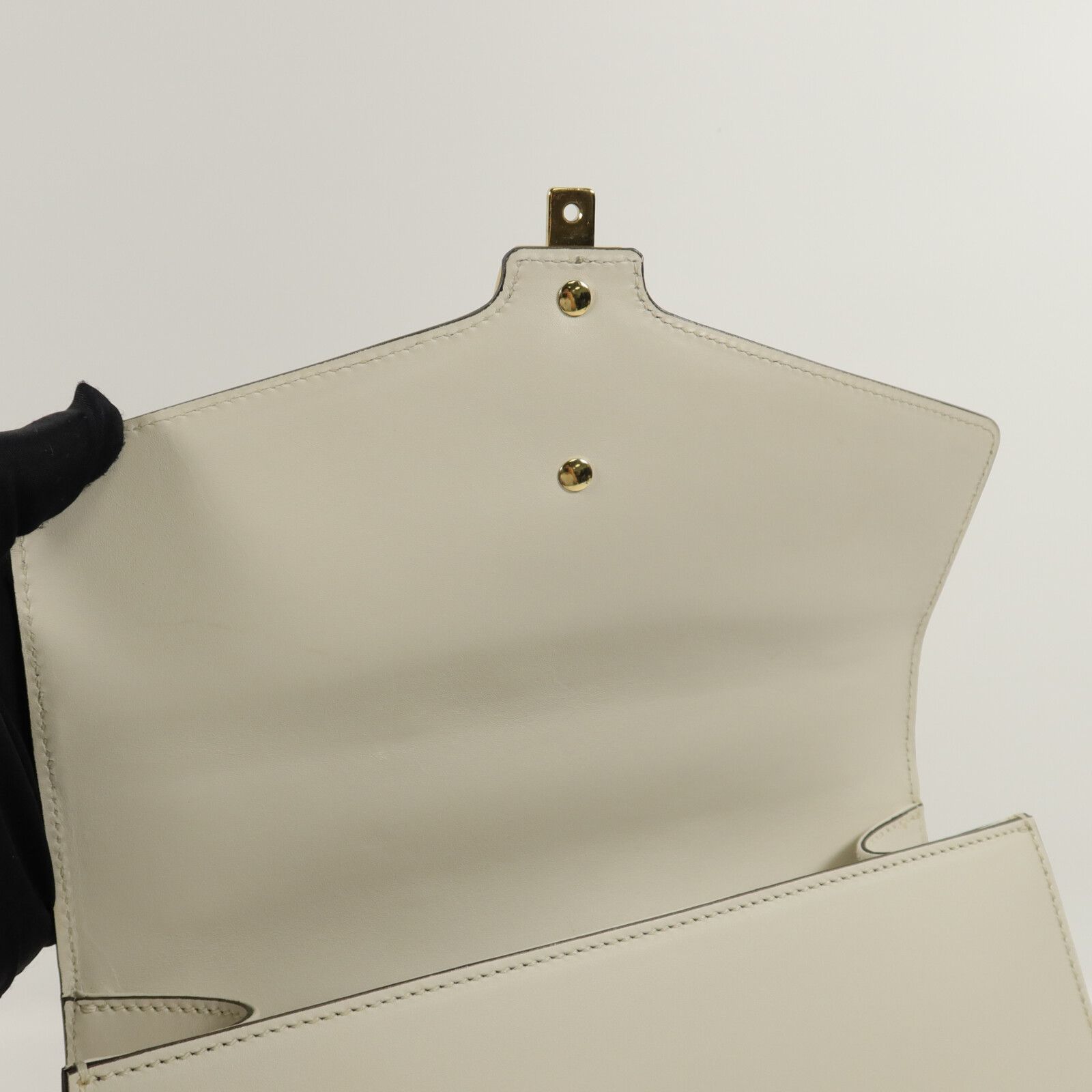 421882, White — view 9