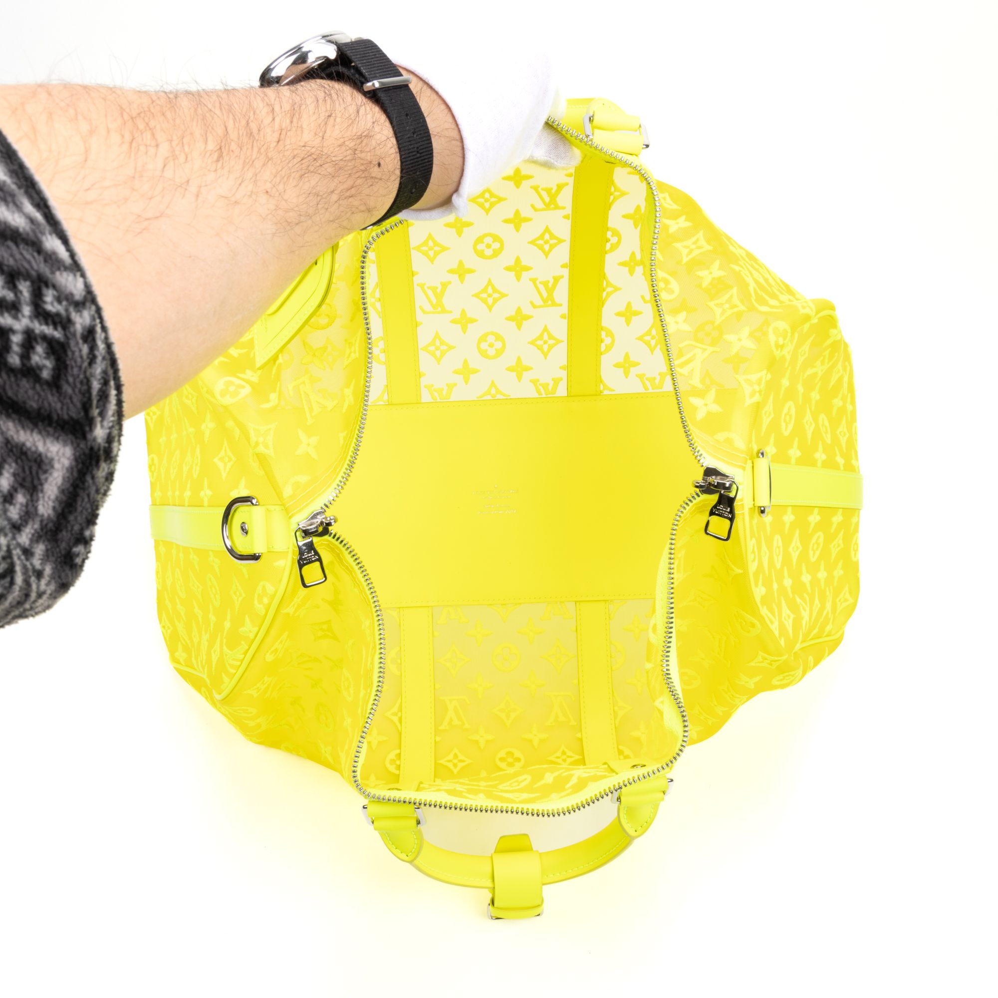 Ltd. Ed. Virgil Abloh Mesh Triangle Summer 2019 Keepall Bandouliere Monogram See Through — view 11