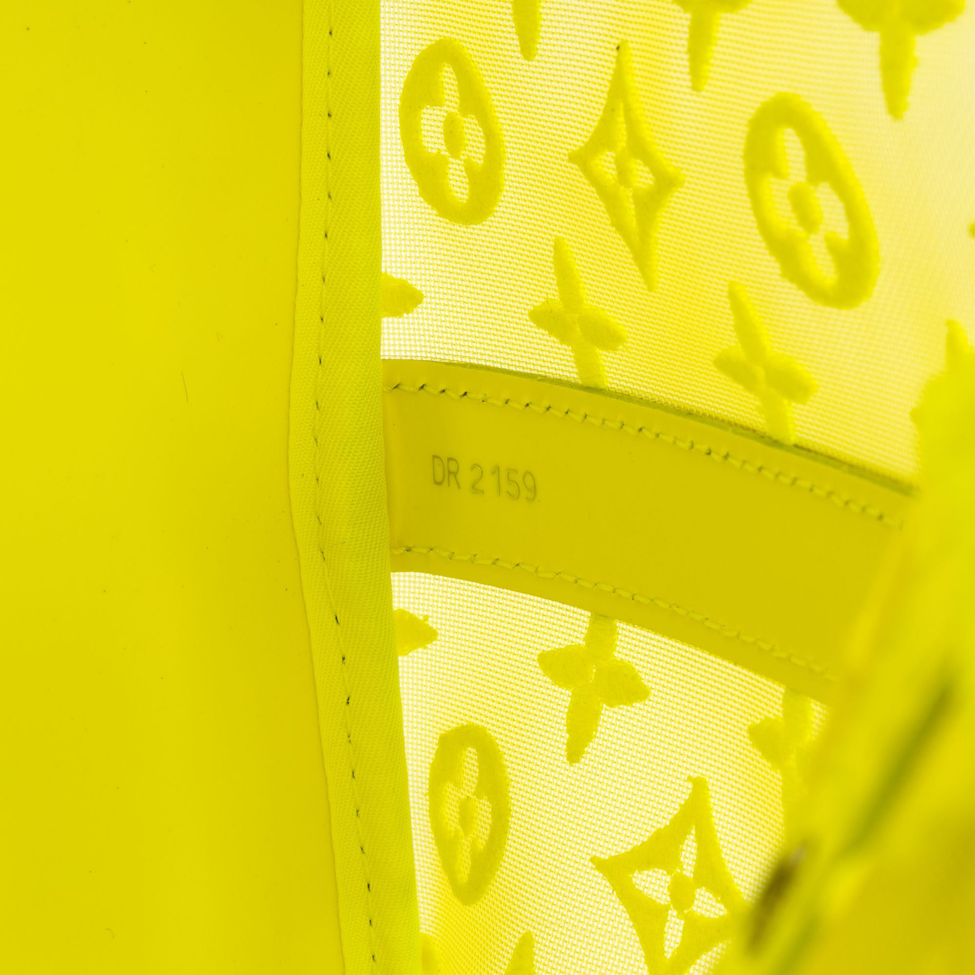 Ltd. Ed. Virgil Abloh Mesh Triangle Summer 2019 Keepall Bandouliere Monogram See Through — view 14