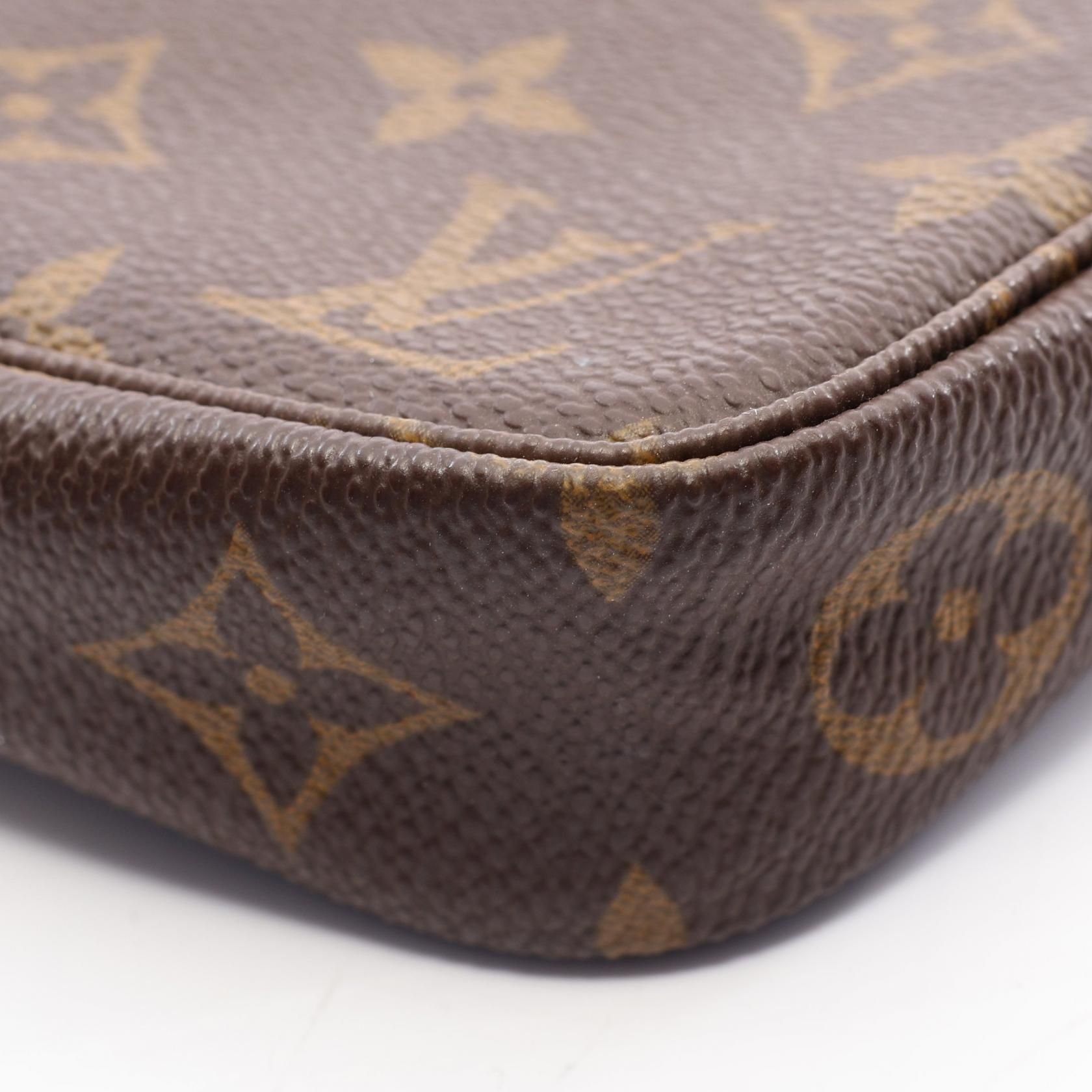 Mini Pochette Accessoires, Damier Ebene — view 11