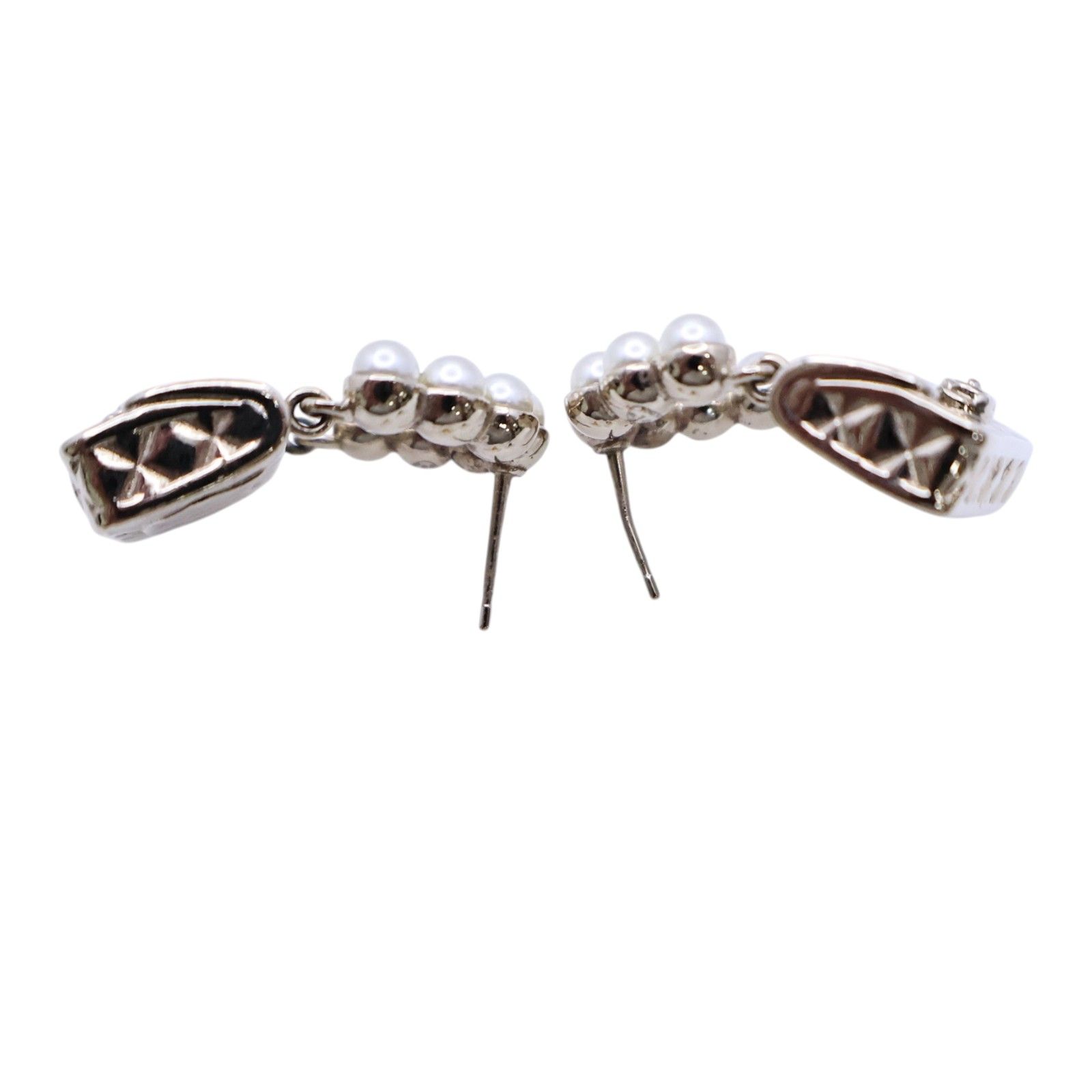 Pearl Quilted CC Flap Bag Earrings Gold — view 3