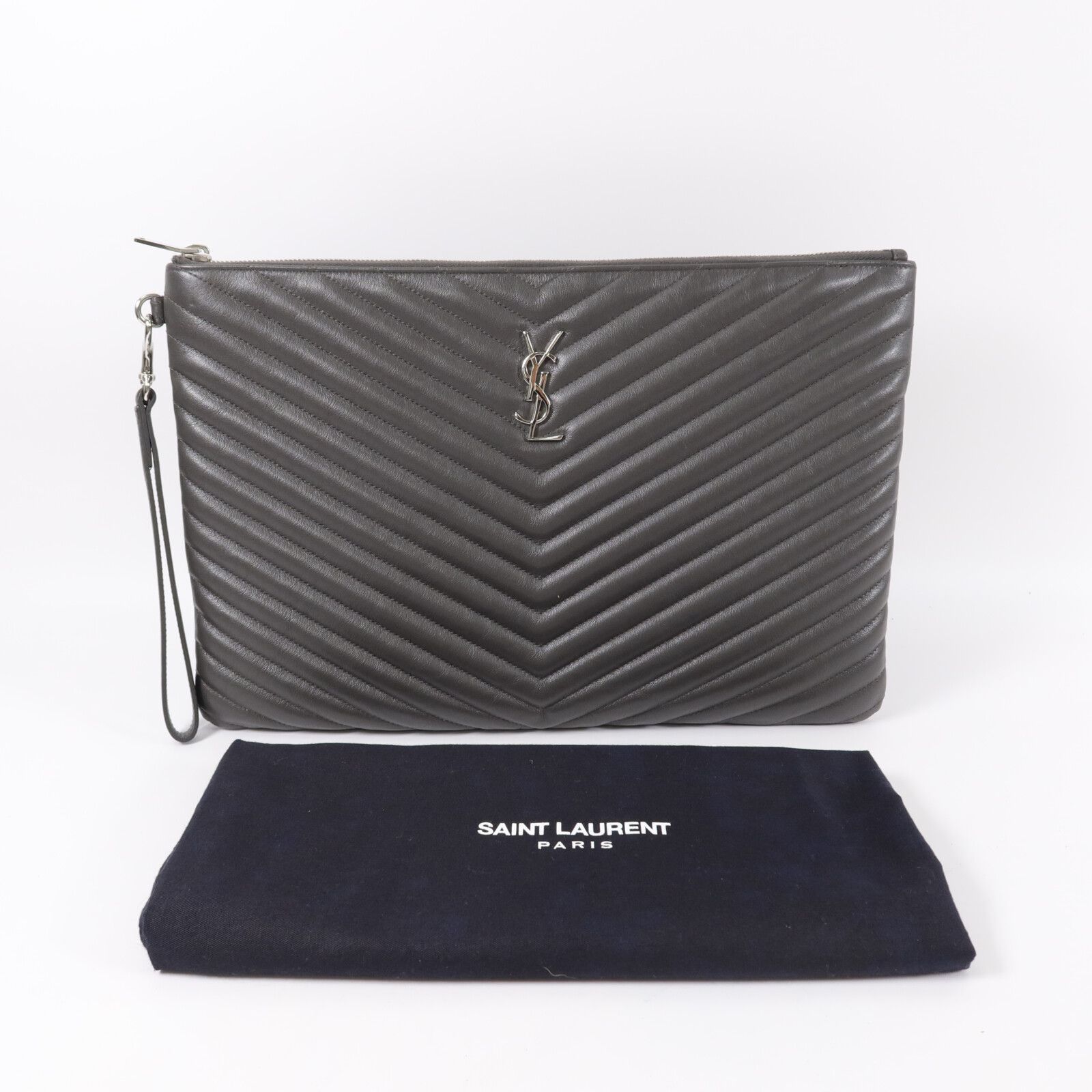 Cassandre Matelassé Large Pouch — view 15