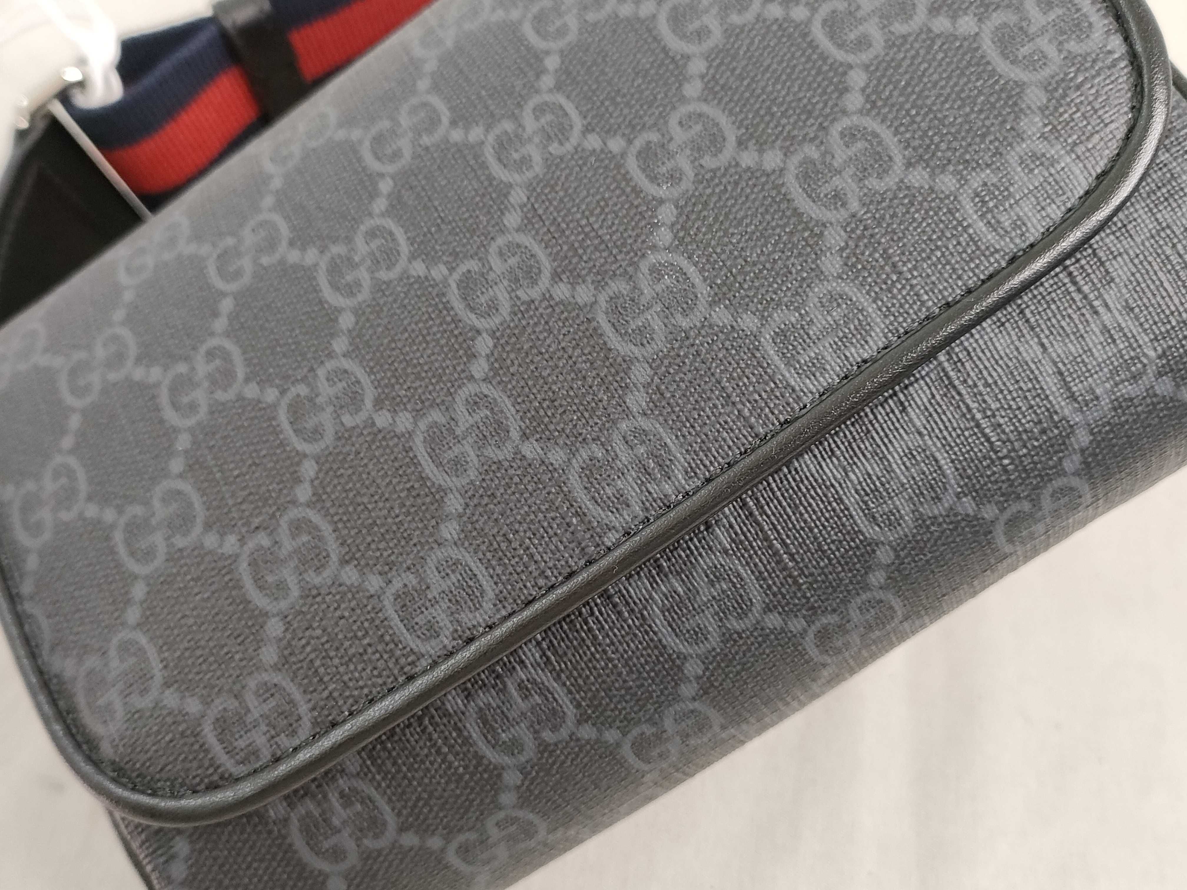 GG Supreme Unused GG Shoulder Bag with Sherry Strap — view 13