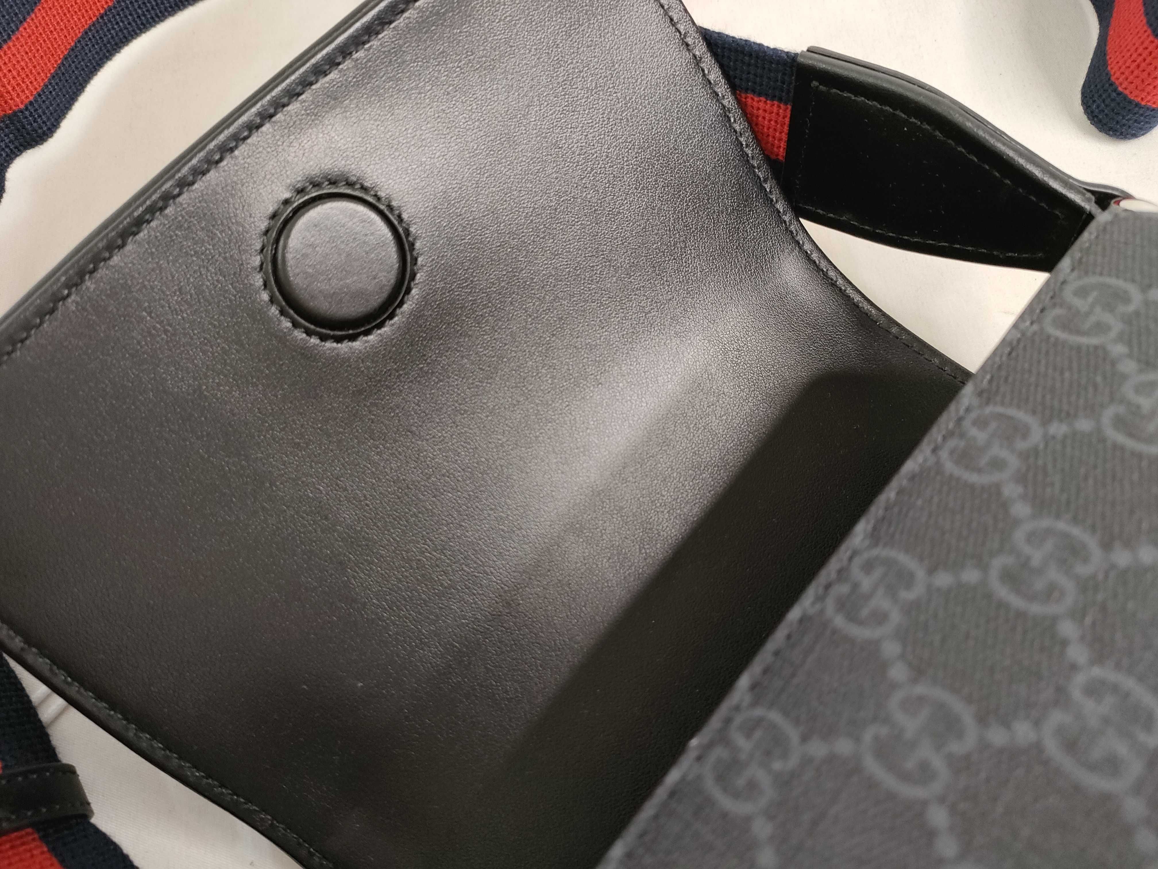 GG Supreme Unused GG Shoulder Bag with Sherry Strap — view 8