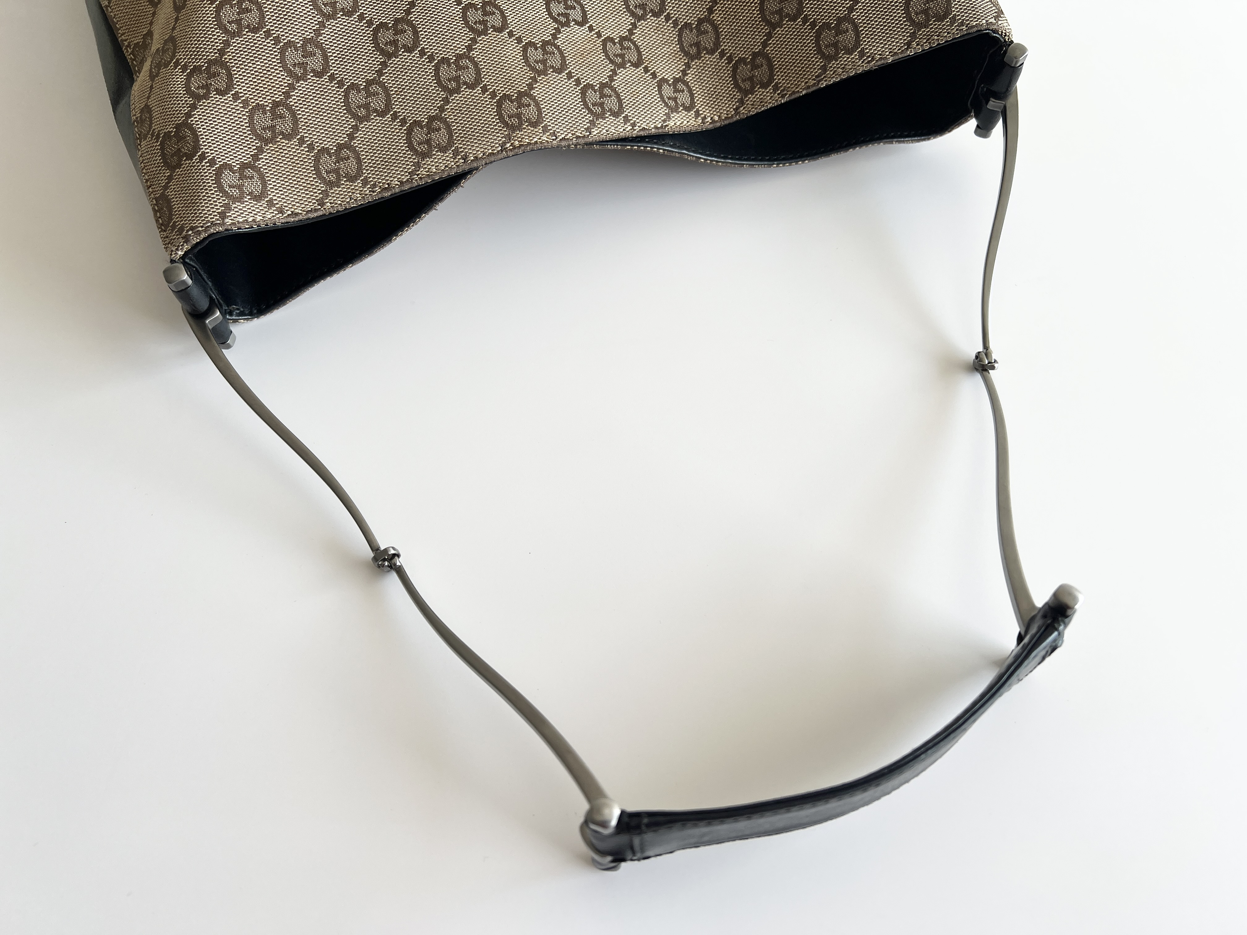 GG Chain Metal Handle Canvas Leather One Shoulder Bag — view 3