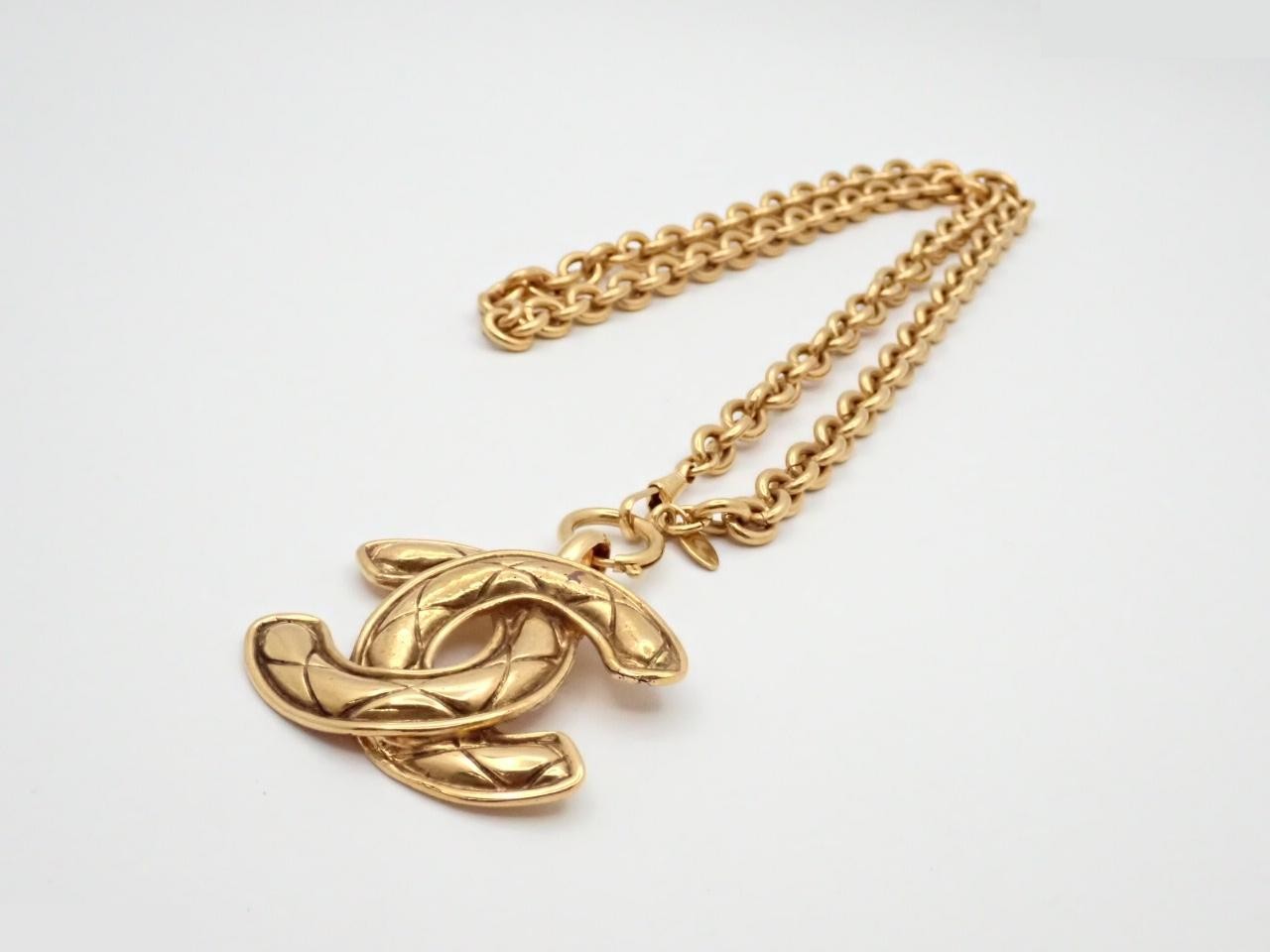 Matelassé Coco Mark Necklace — view 3