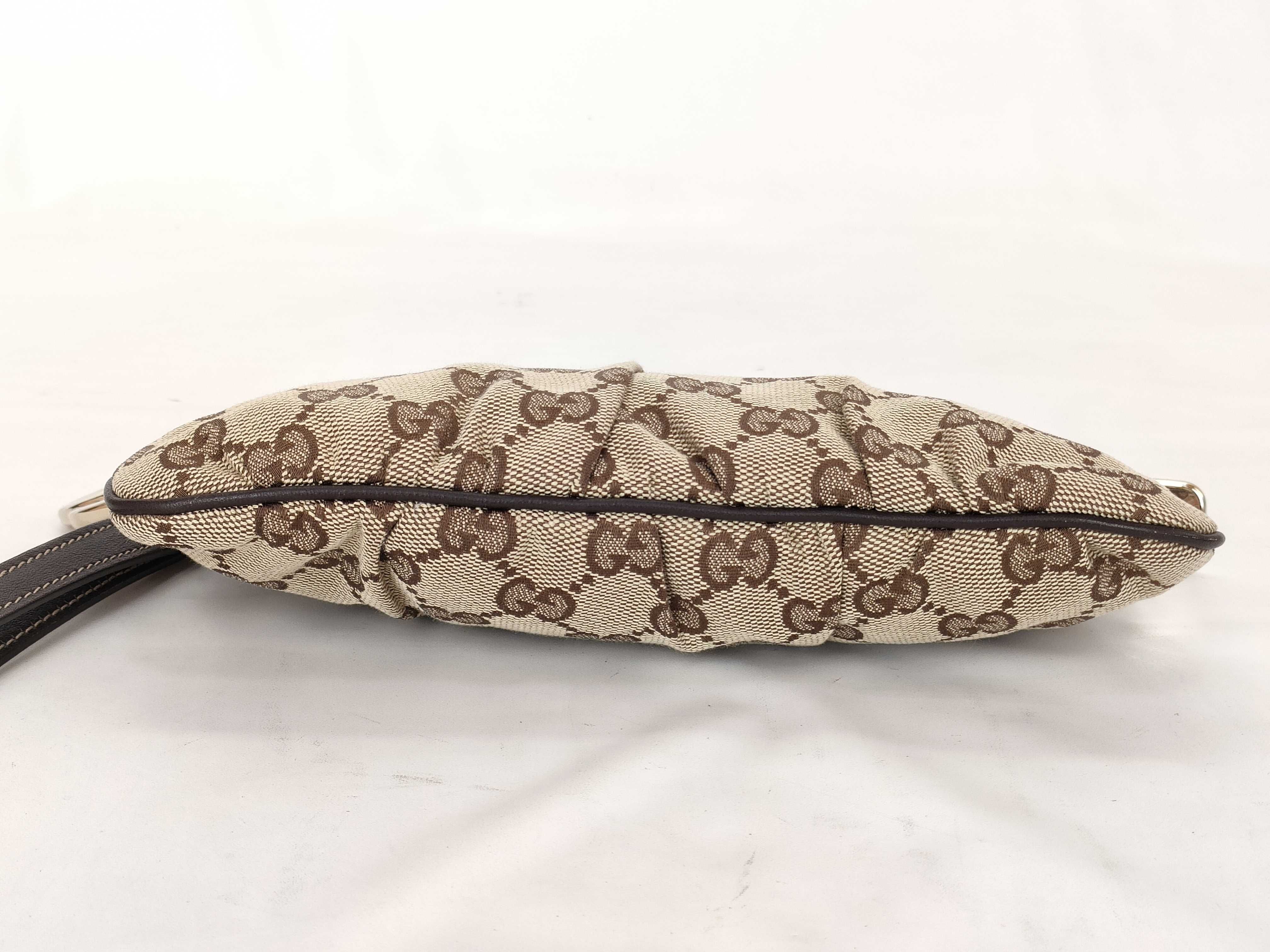 GG Canvas Interlocking G Pouch 212203 Pouch — view 8
