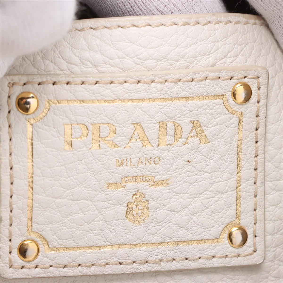 Vitello Dino Leather Tote Bag White — view 10