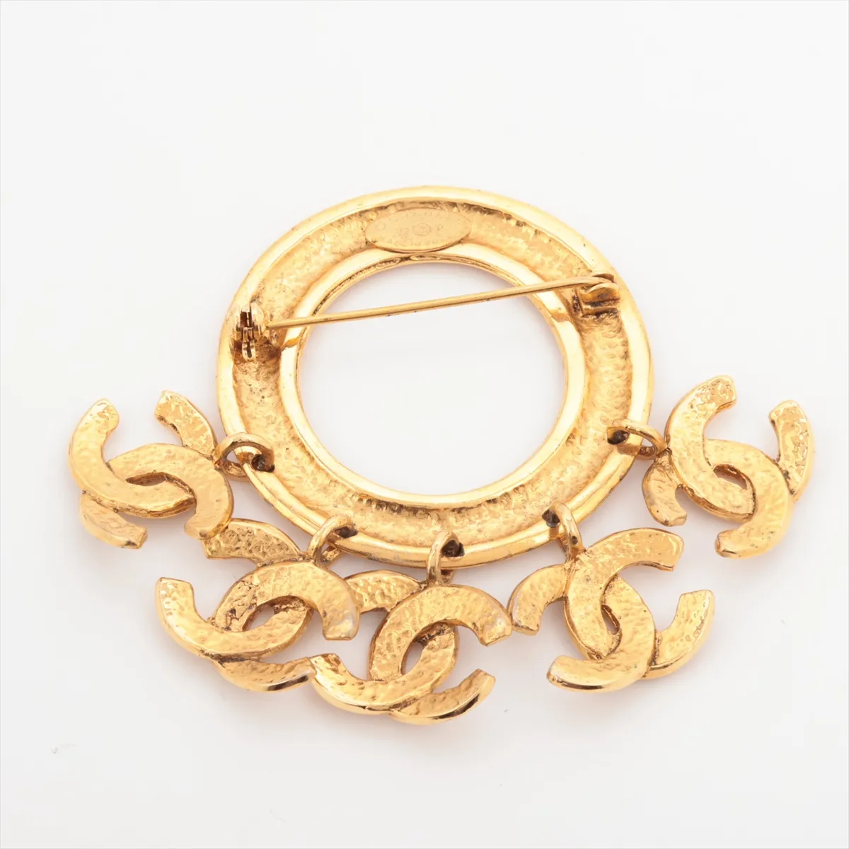 Cocomark 94P brooch GP gold dents, — view 2