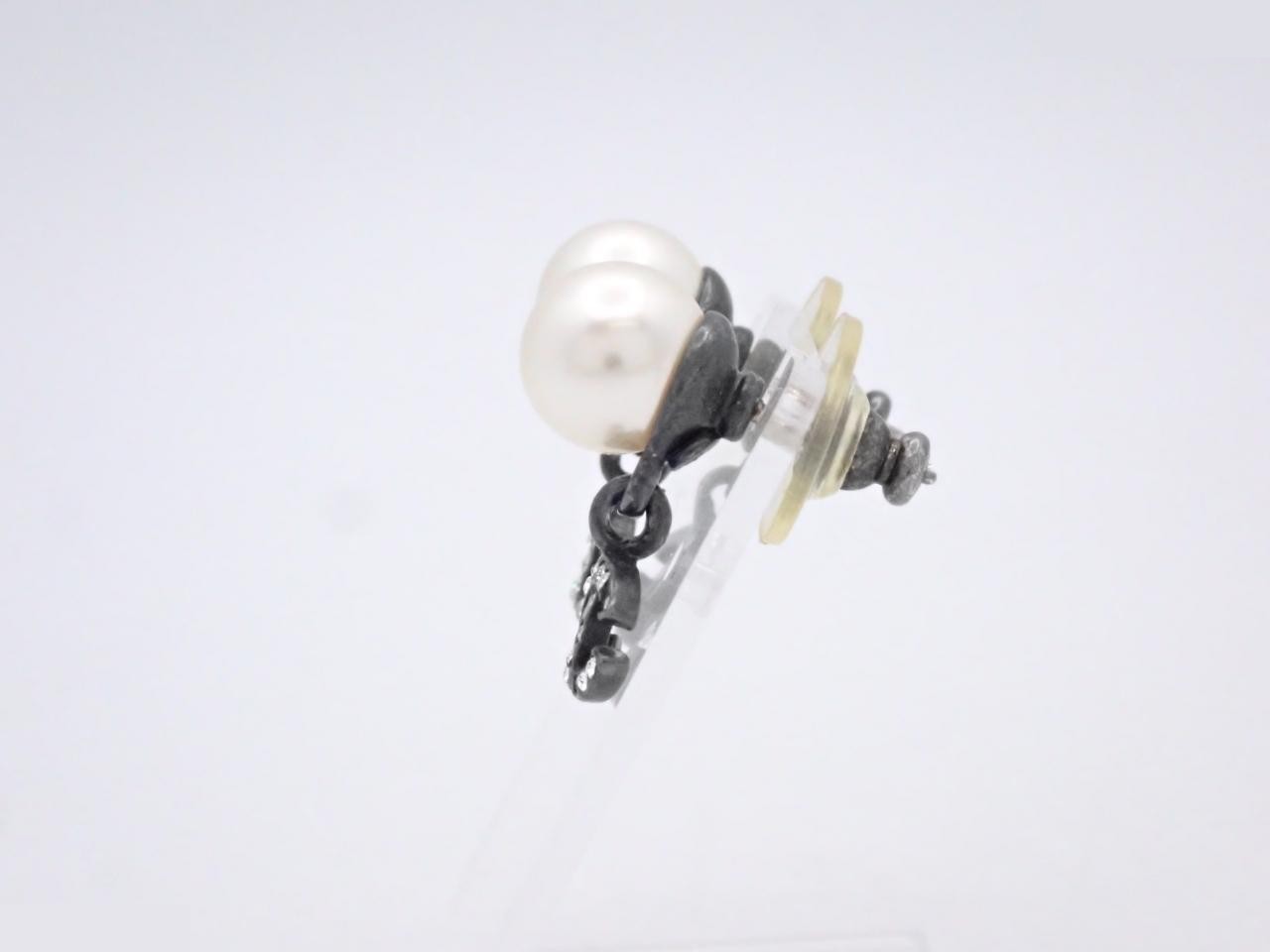 05C Earrings — view 3