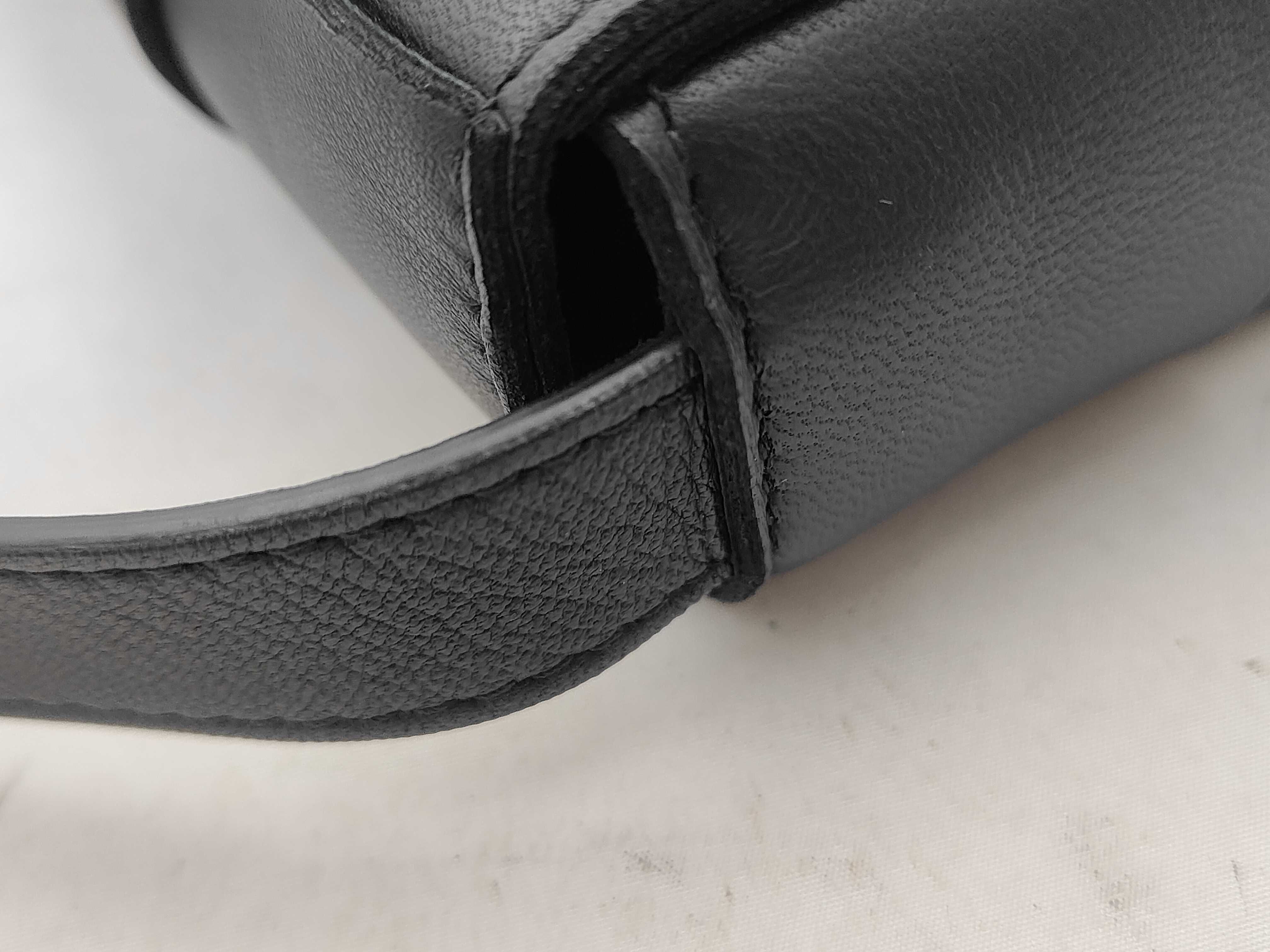 Maxi Intrecciato Black Shoulder Bag — view 5