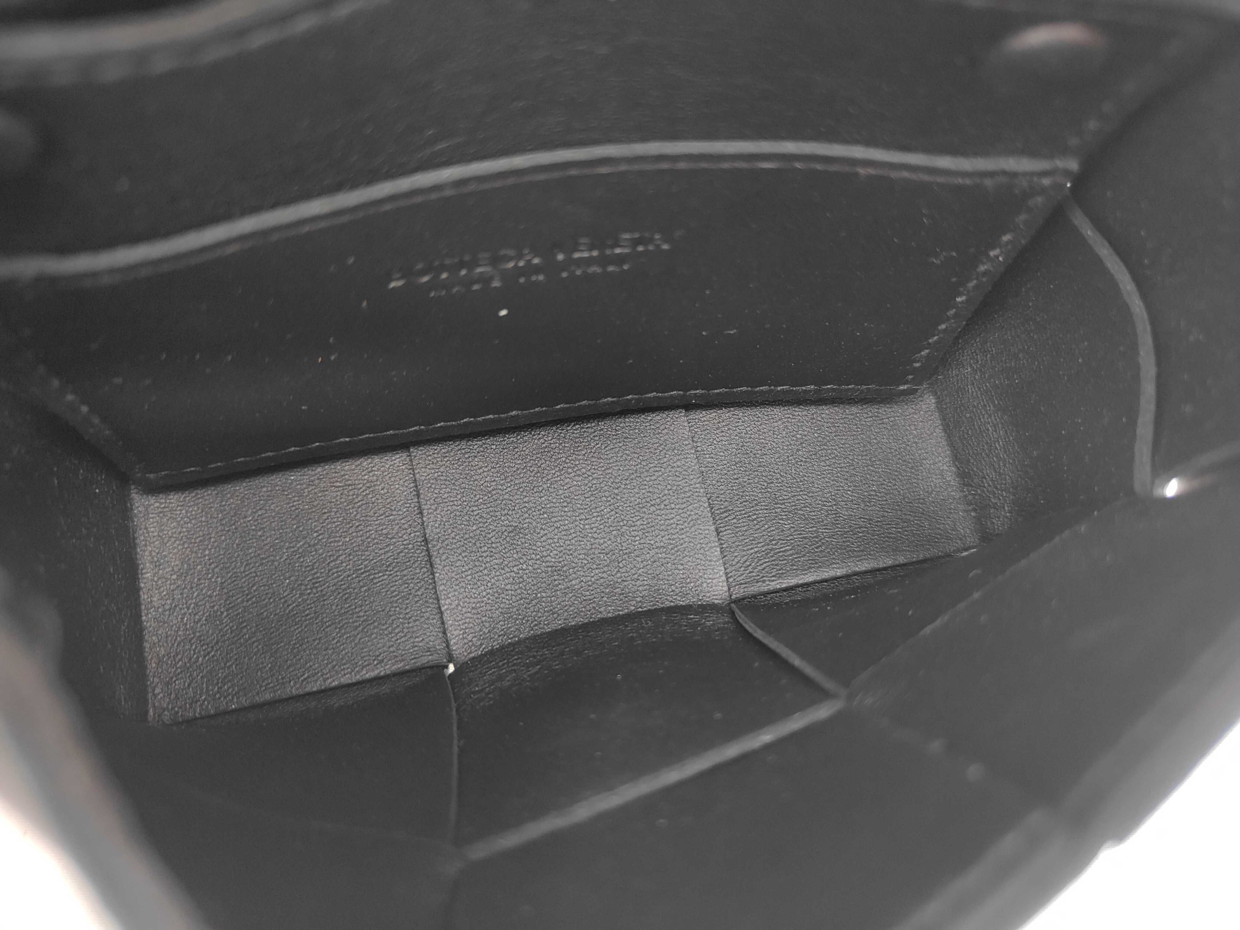 Maxi Intrecciato Black Shoulder Bag — view 8