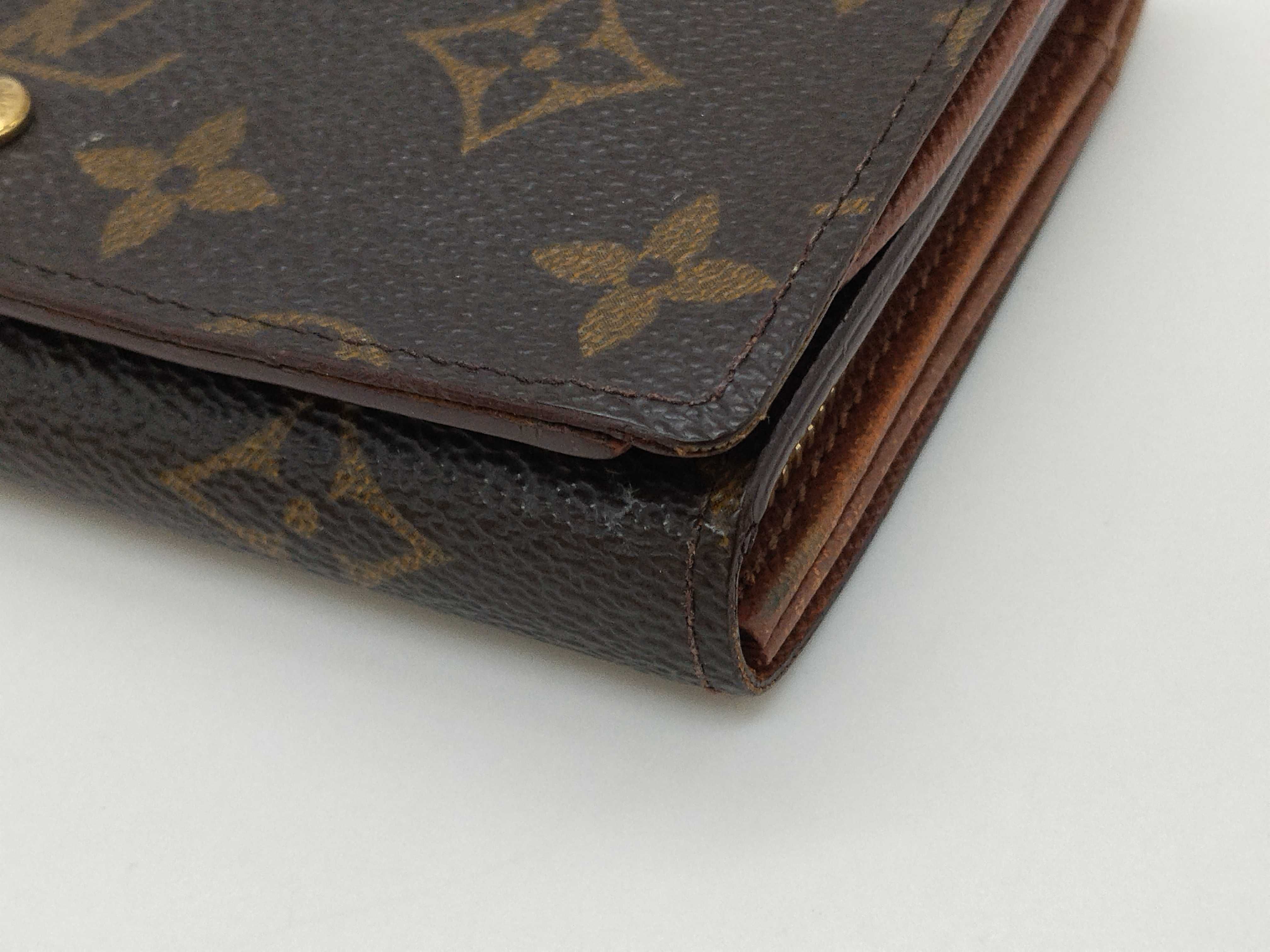 Monogram Louis Vuitton Wallet — view 4