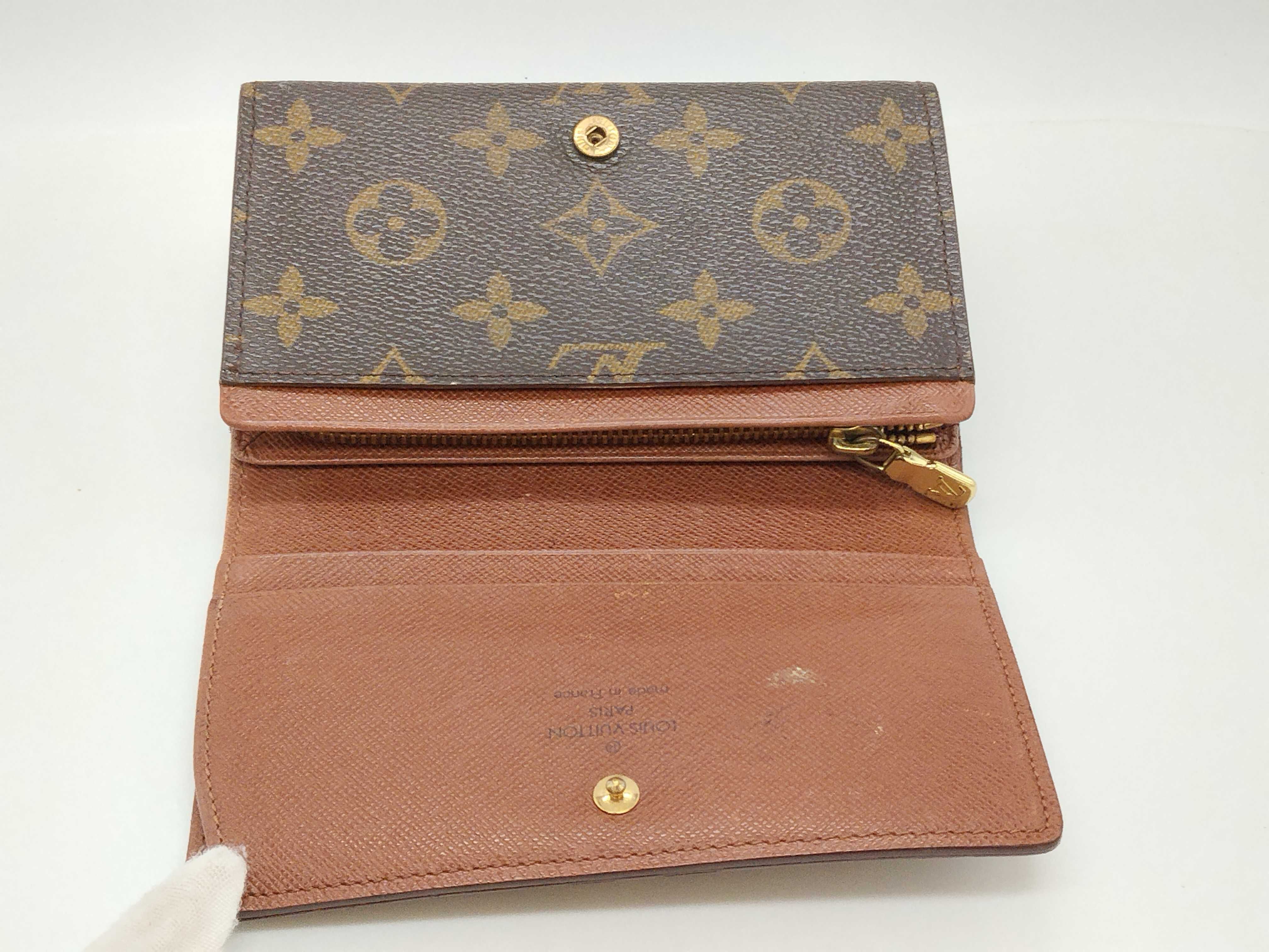 Monogram Louis Vuitton Wallet — view 9
