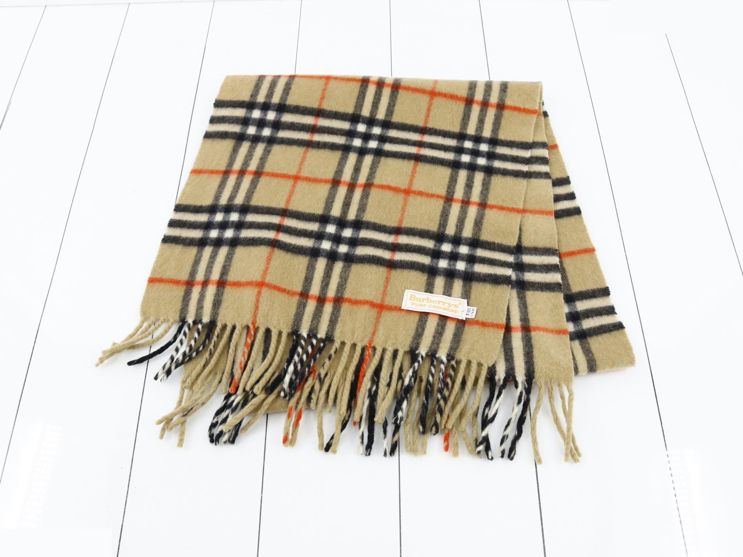 Other lines: Small items, accessories, and scarves — view 2