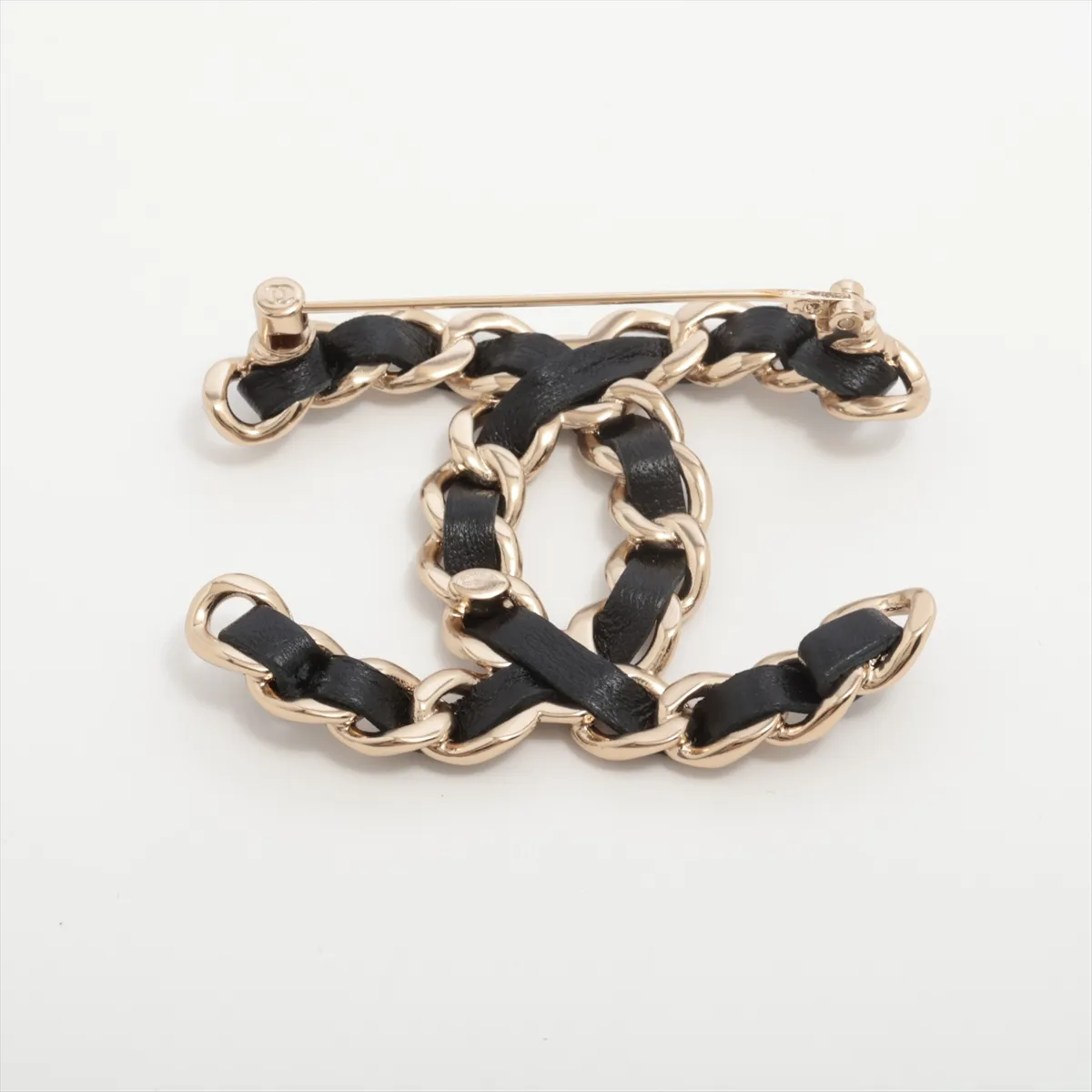 Coco Mark B22V Brooch, GP x Leather, Gold, — view 2
