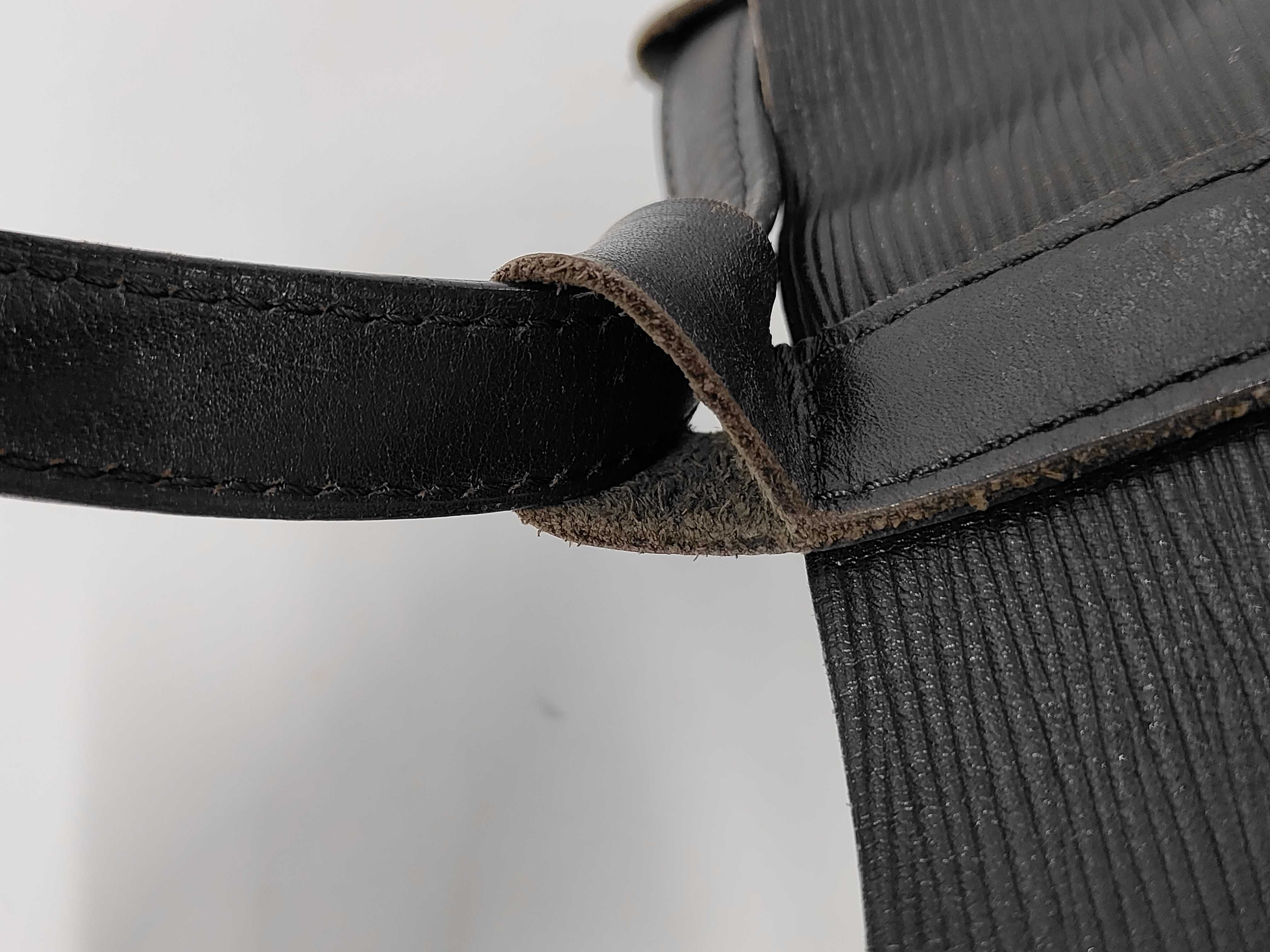 Epi Randonee Noir Shoulder Bag — view 5