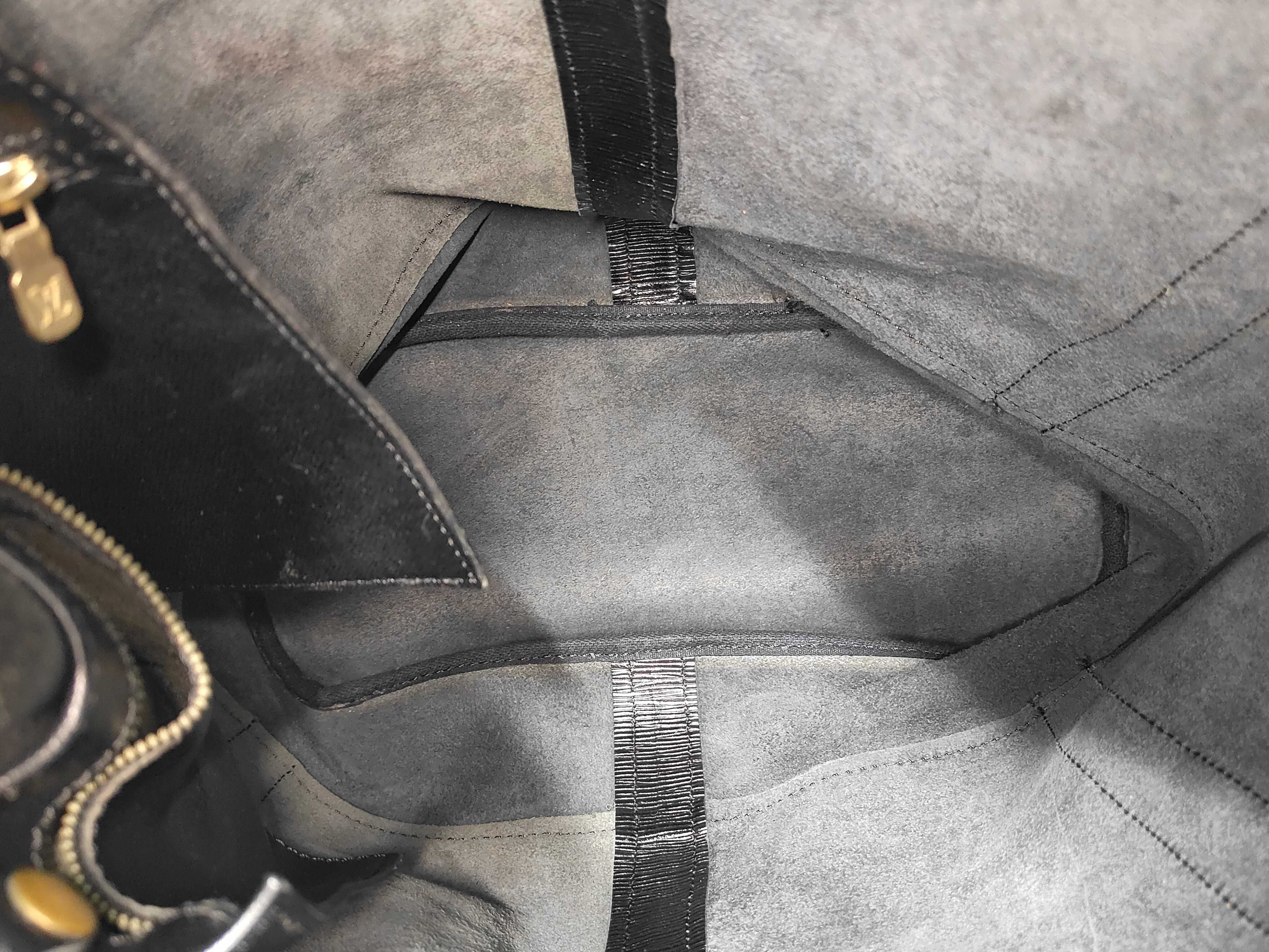 Epi Randonee Noir Shoulder Bag — view 8