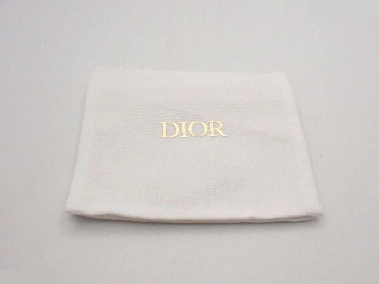 Gold bracelet — view 4