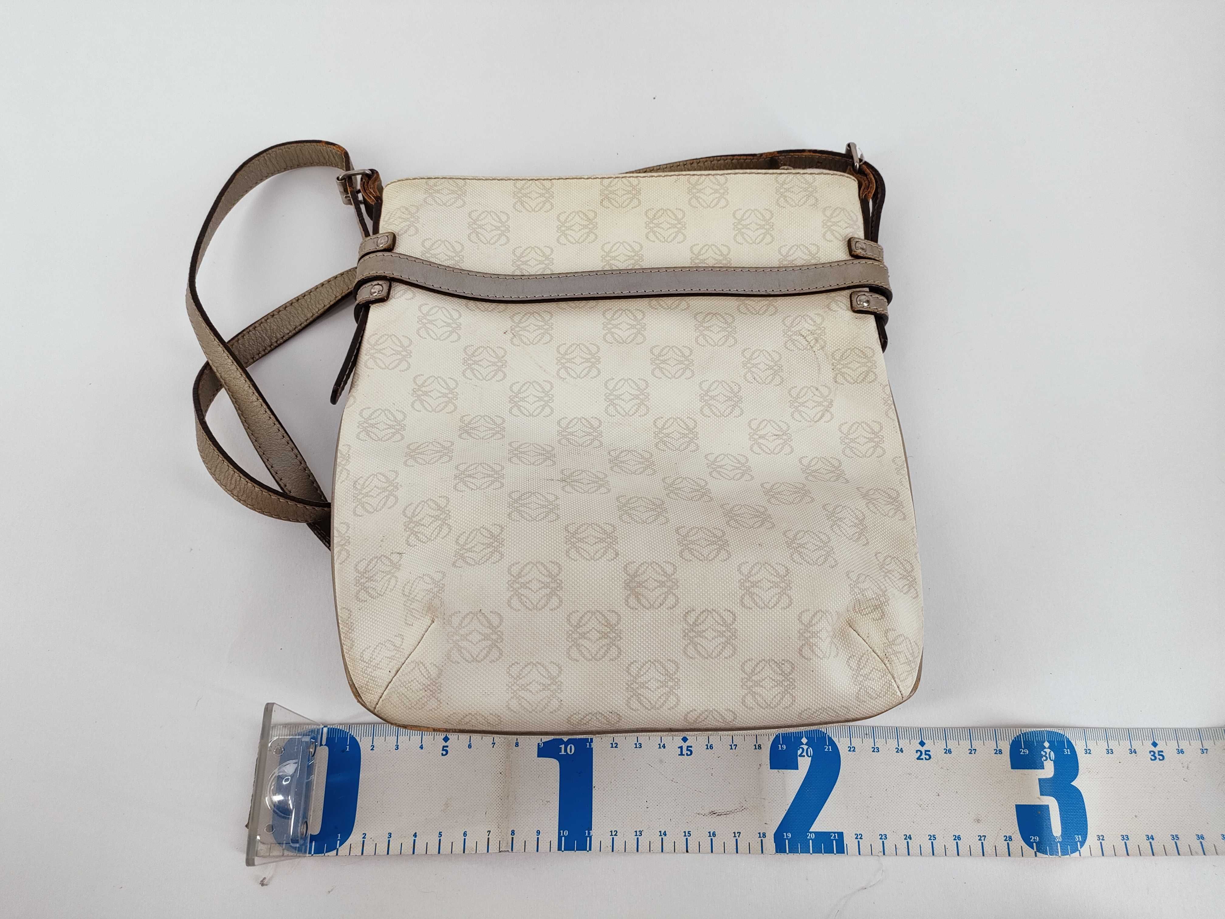 shoulder bag — view 2