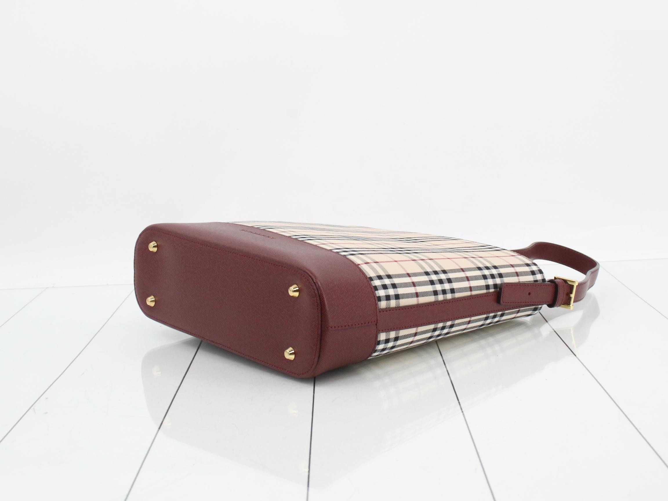 Other lines: Bags/Shoulder bags, with tags. — view 6