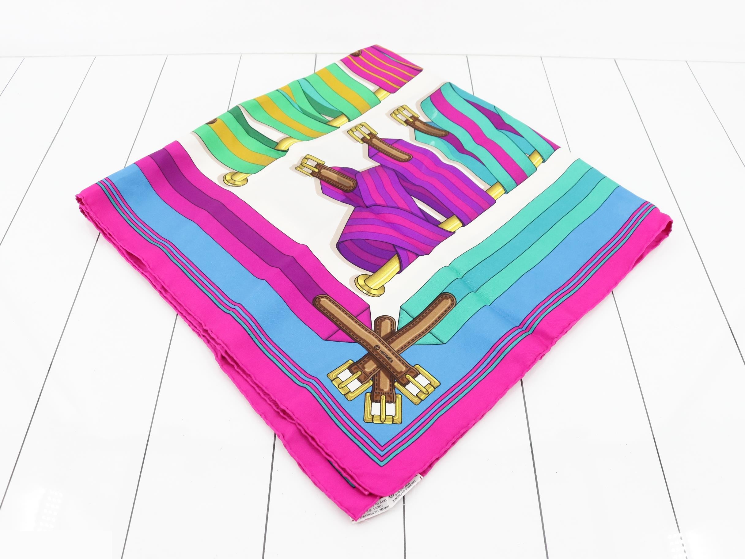 scarf — view 2
