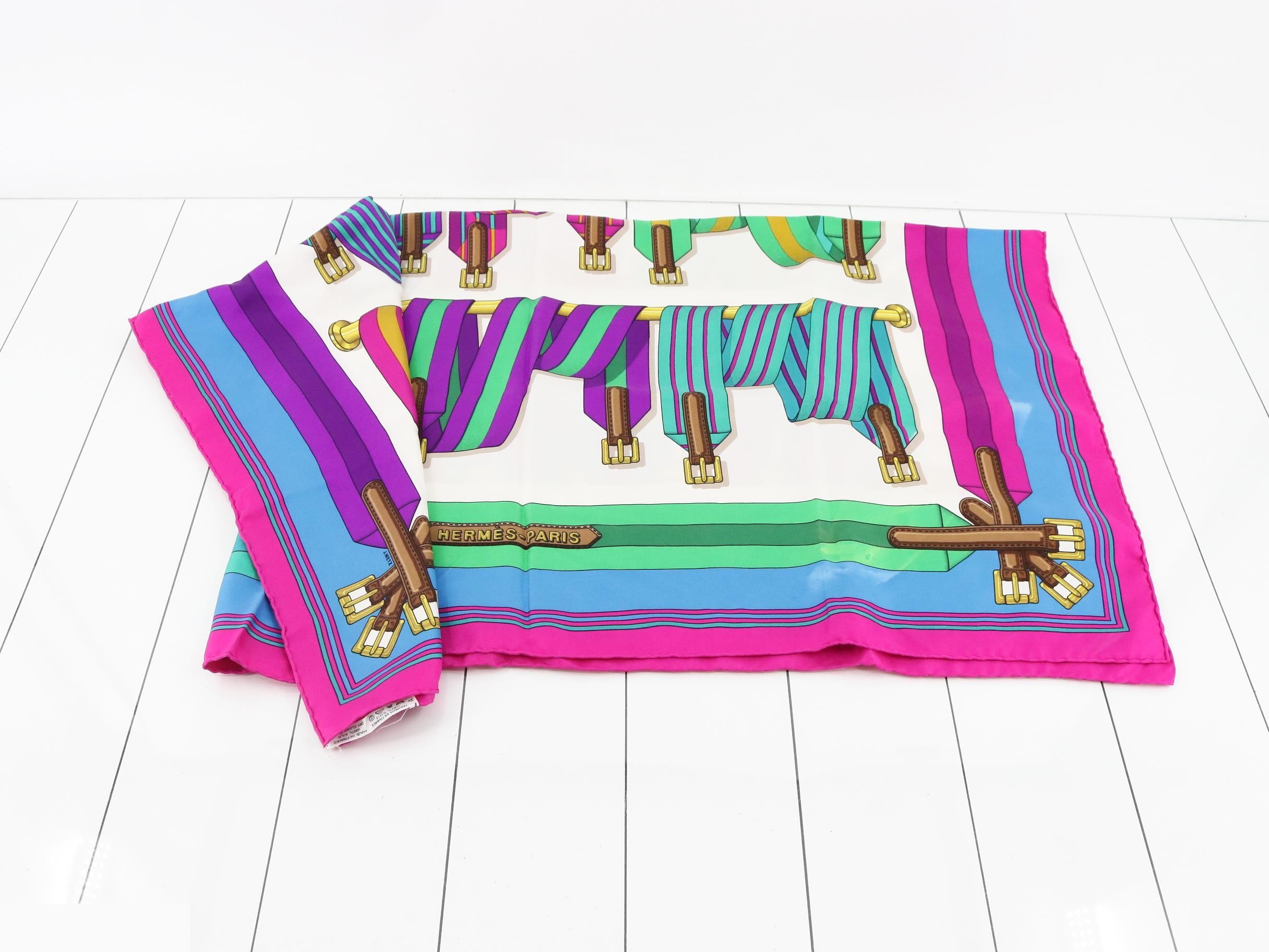 scarf — view 3