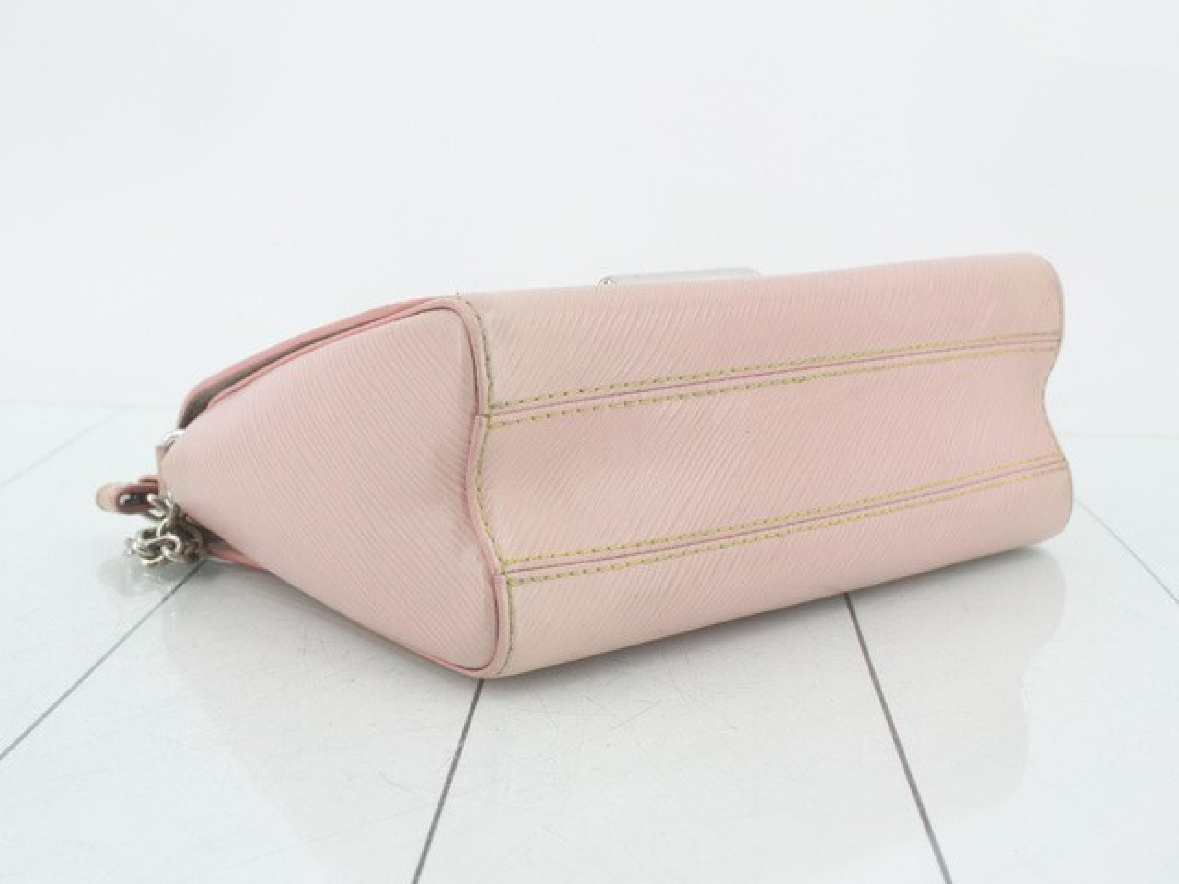 Epi Twist FL0146 Shoulder Bag — view 3